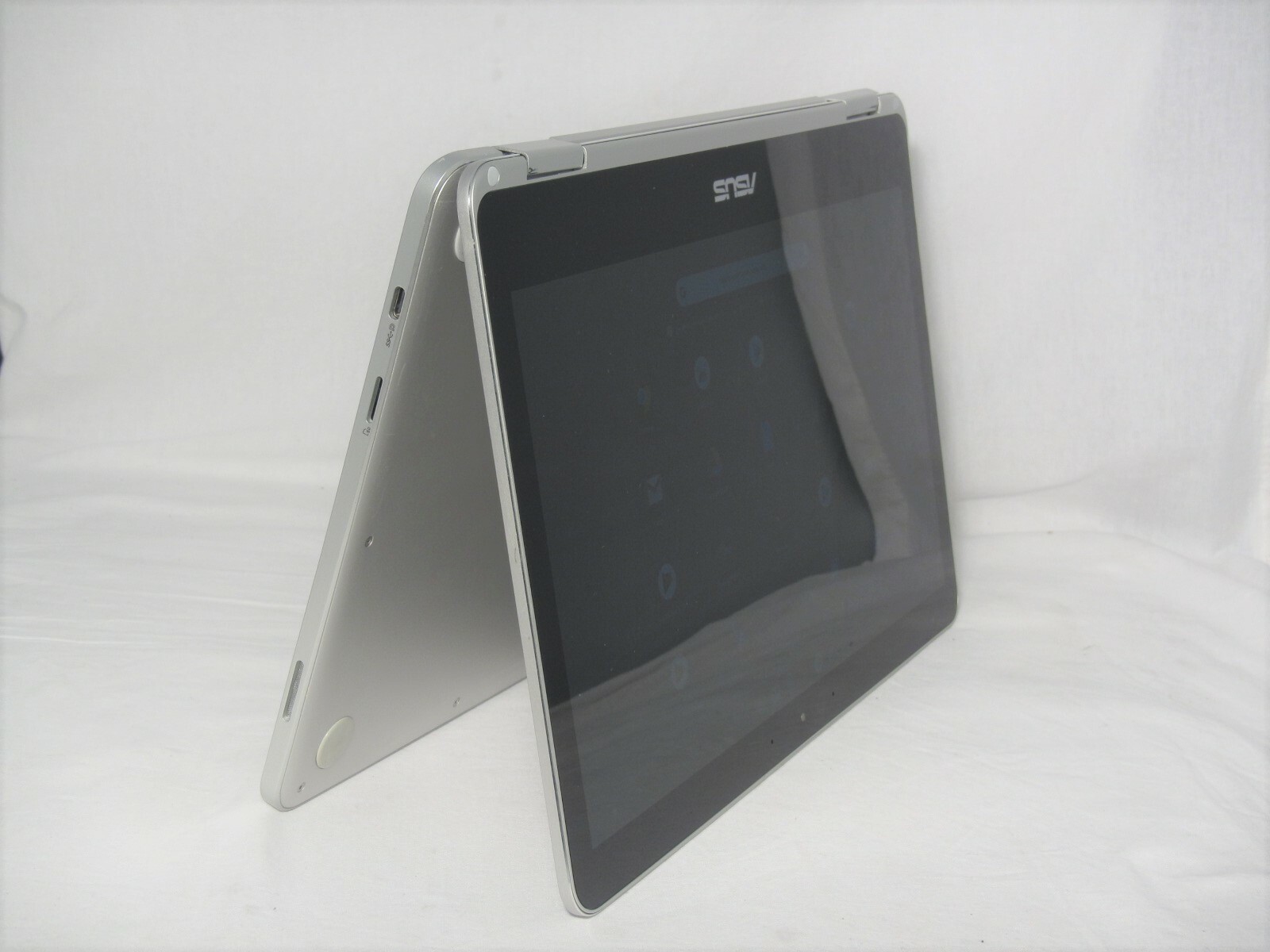 Asus Chromebook C302C Flip 12.5″ TouchScreen m3-6y30 0.9Ghz 8GB 32GB Wi-Fi BT