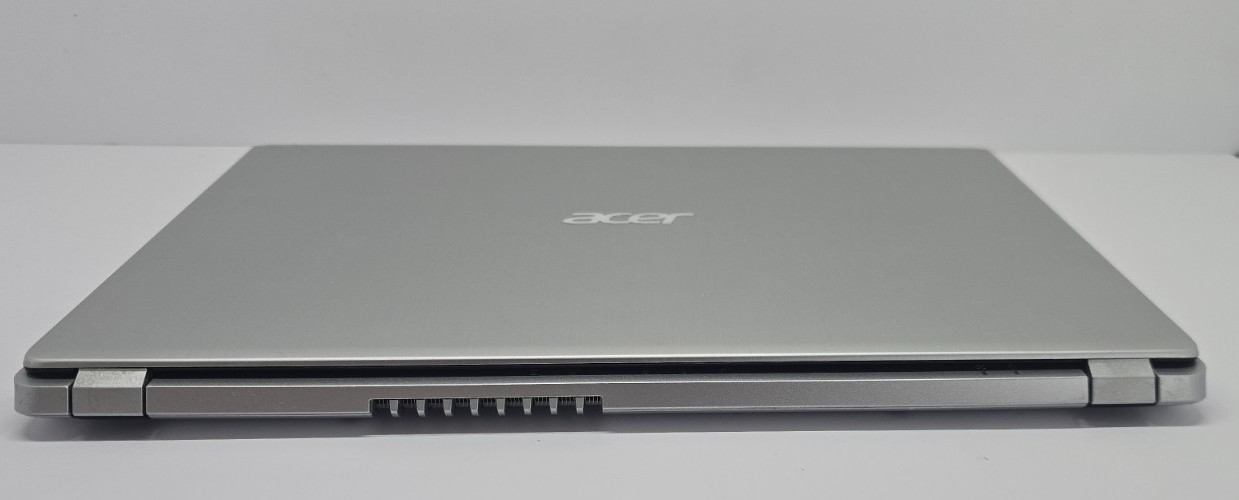 Acer Aspire 5 A515-43 15.6″ Slim Laptop Ryzen 3 3200U 8GB RAM 128GB SSD Windows