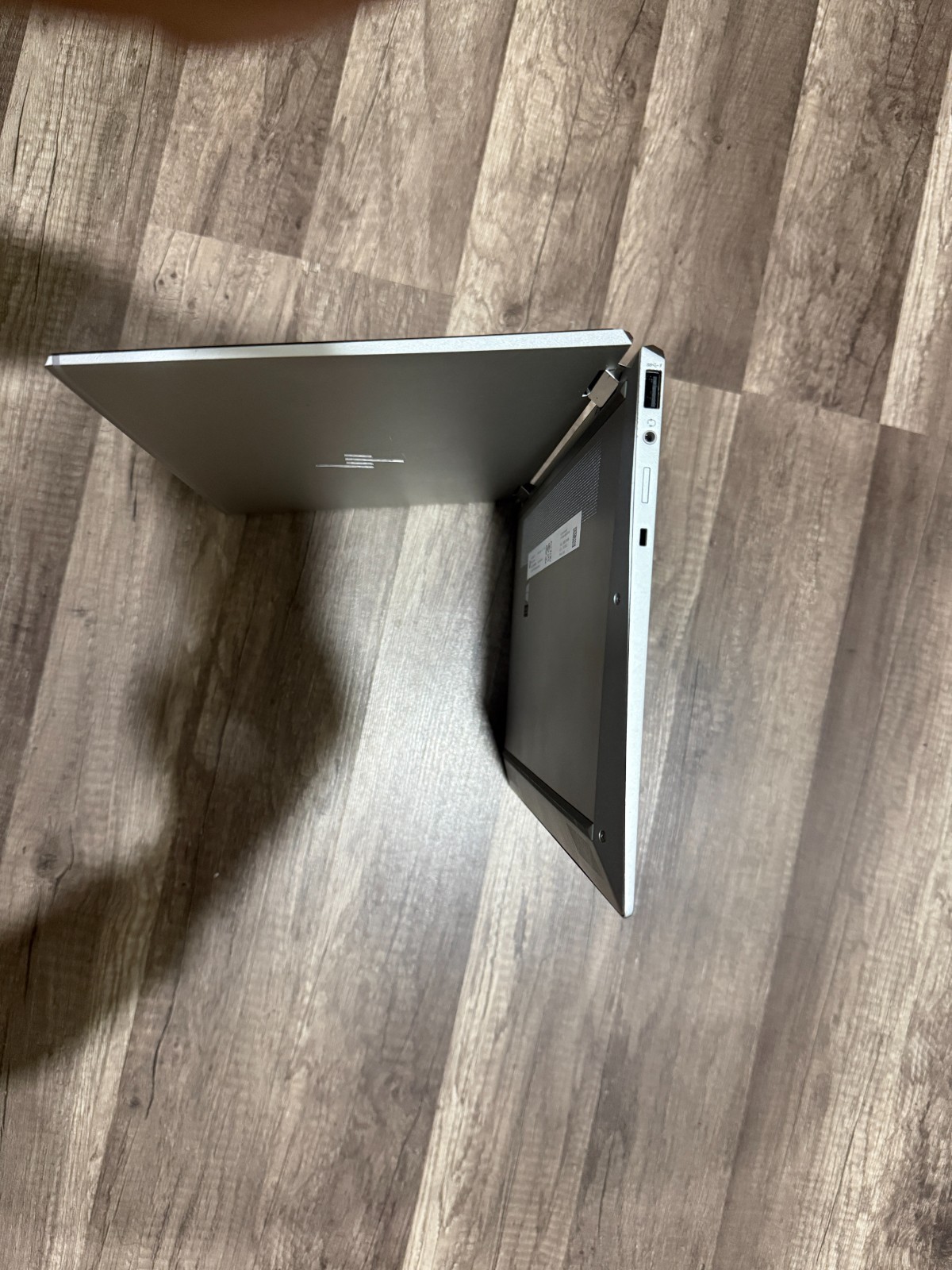 HP Elitebook x360 1030 G8 | i7-1185G7 | 16GB| 256 GB | Bad Display Touch Working