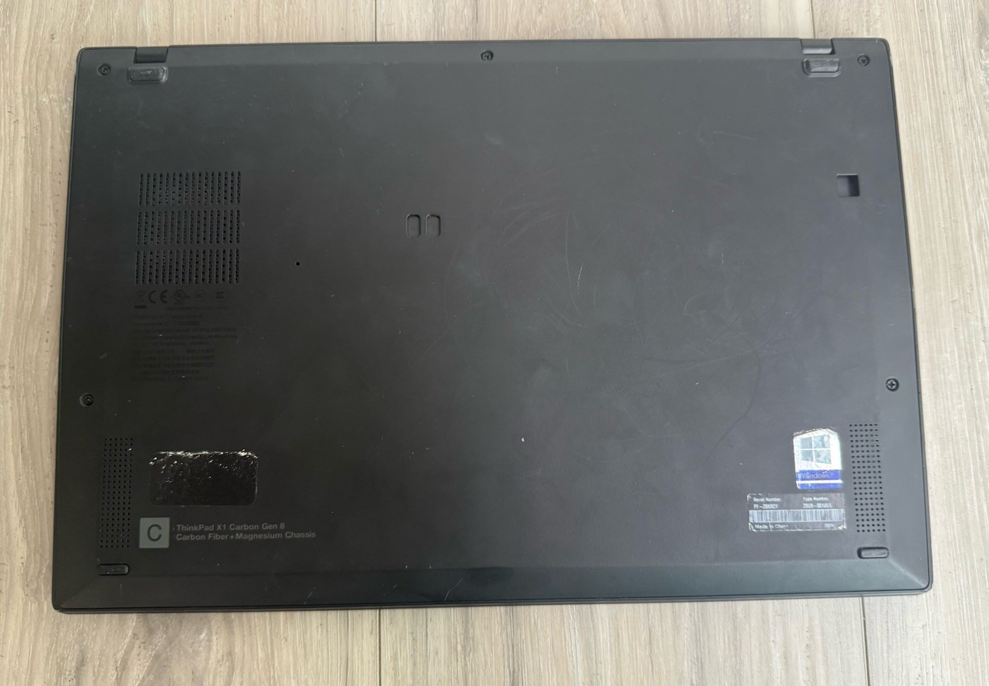Lenovo ThinkPad X1 Carbon Gen 8 Intel i5-10310U 16GB RAM NO SSD NO OS