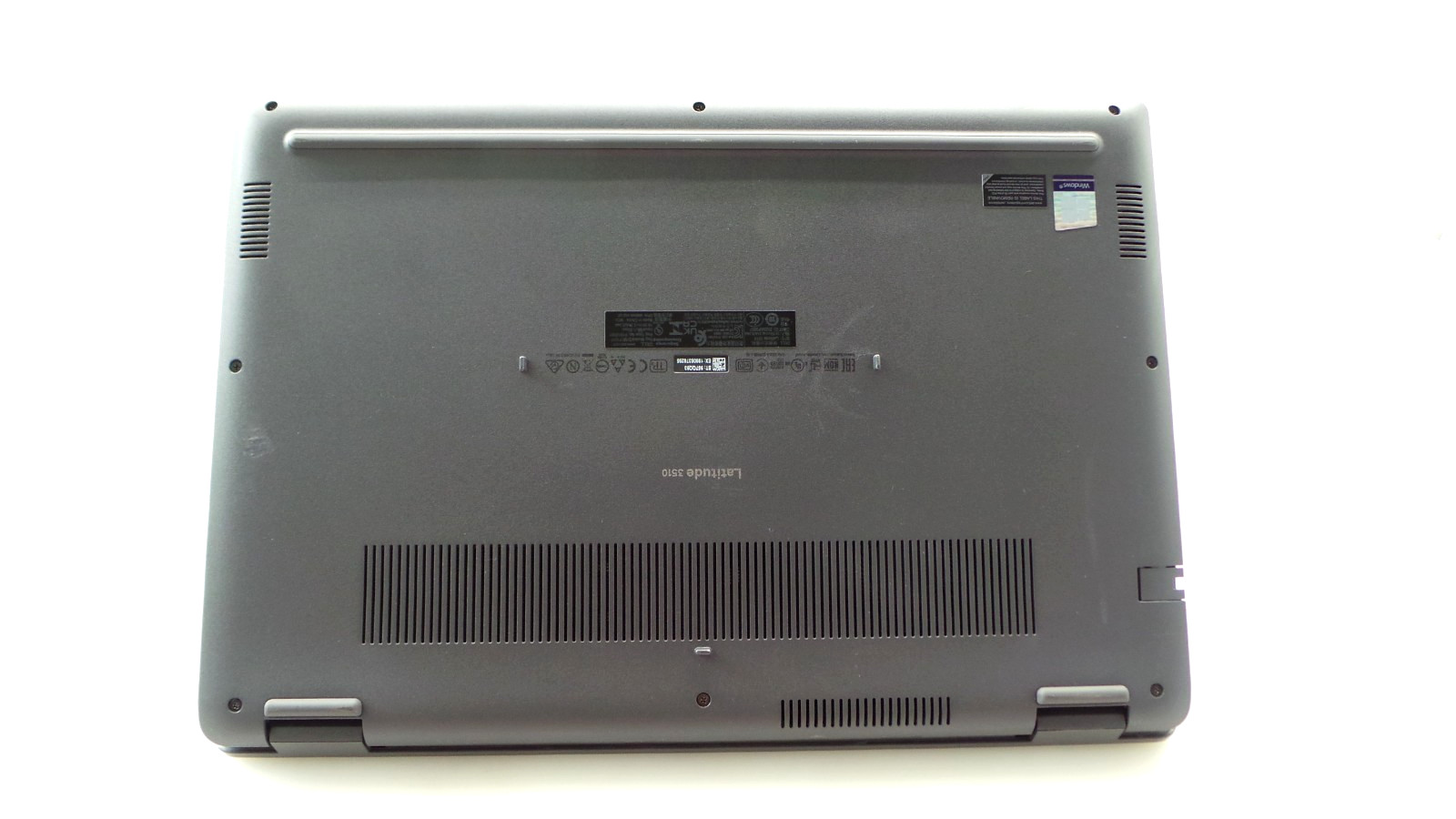 Dell Latitude 3510 15.6″ | i5-10210U 1.60GHz | 16GB RAM 256GB NVMe | WIN 11 PRO