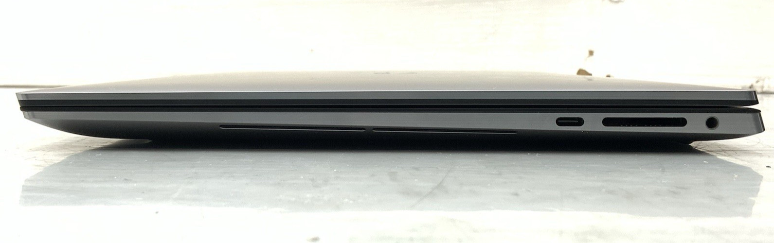 Dell Precision 5550 Intel Core i7-10750H 32GB DDR4 512GB NVMe Nvidia T2000 W10P