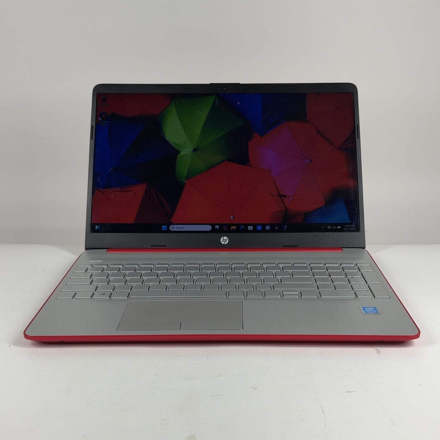 HP Laptop B6L5NTN9 15.6″ Pentium N4200 1.1GHz 4GB RAM 128GB SSD