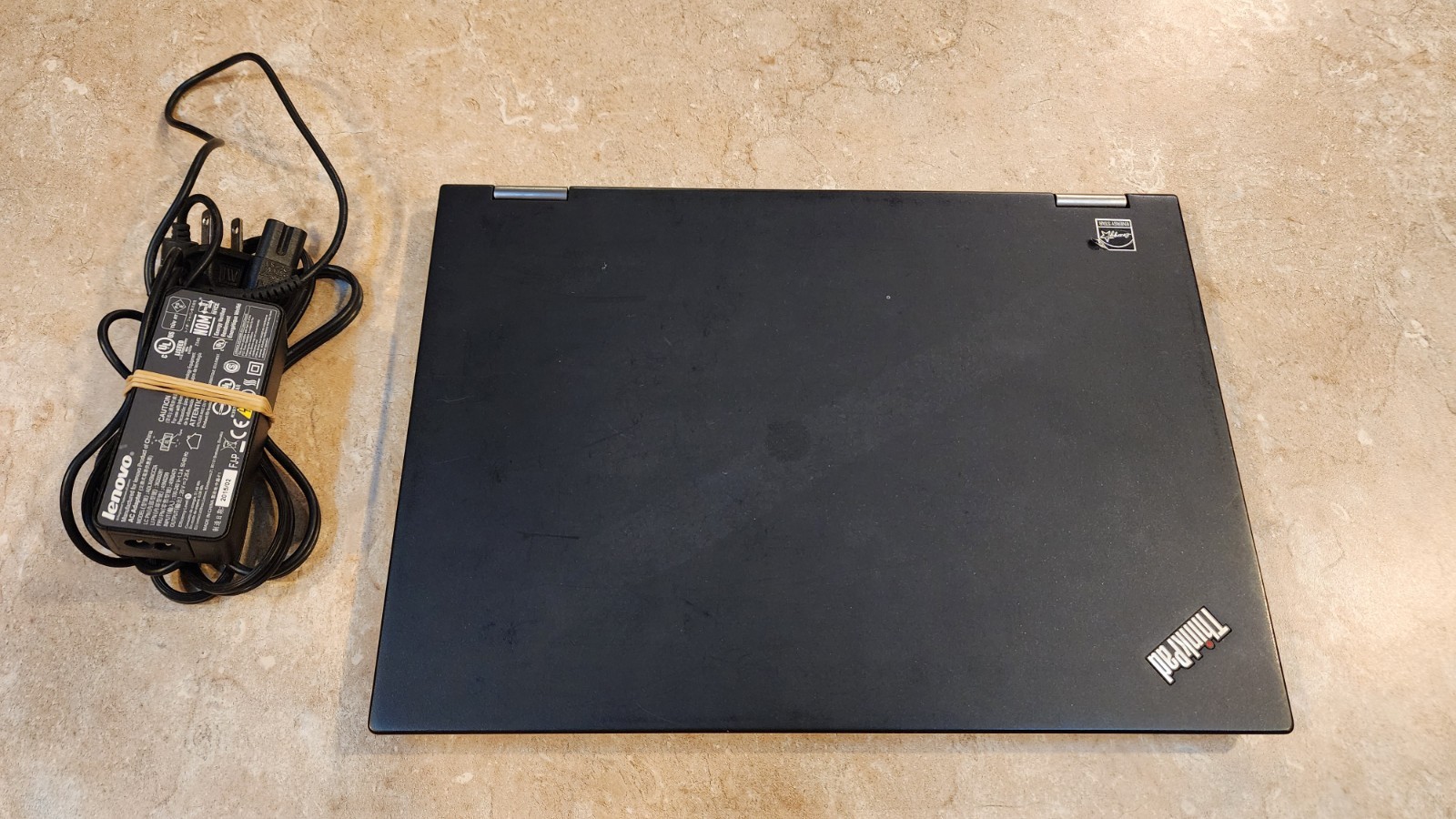 2-in-1 Lenovo ThinkPad X390 13″ FHD Quad-Core i5-8250U 8GB RAM 128GB SSD Laptop