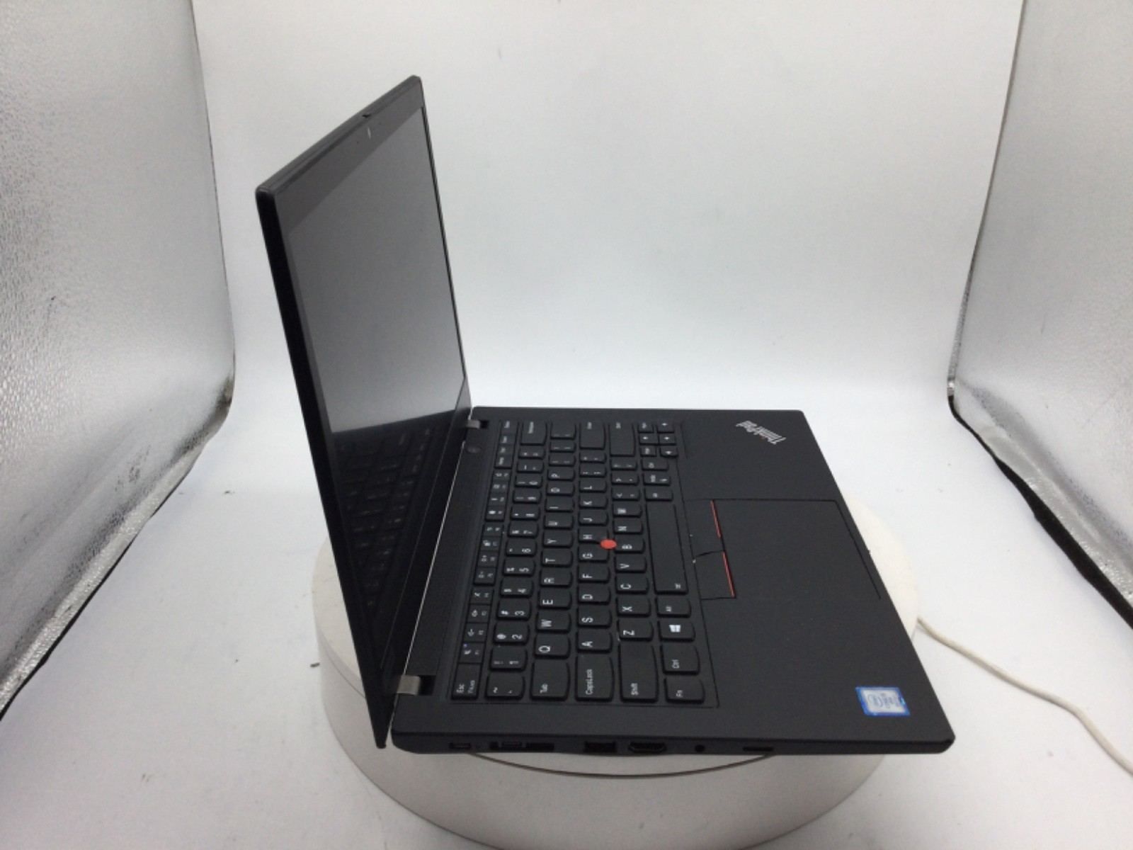 Lenovo ThinkPad T490 14″ Laptop i5-8365U 16GB RAM 256GB SSD Win11Pro Used READ