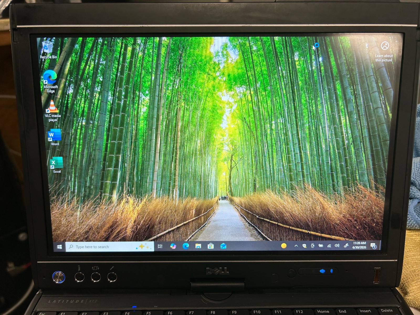 Dell Latitude XT2 Tablet 12″ Touchscreen 2-in-1 SSD Win10 Pro Office Stylus