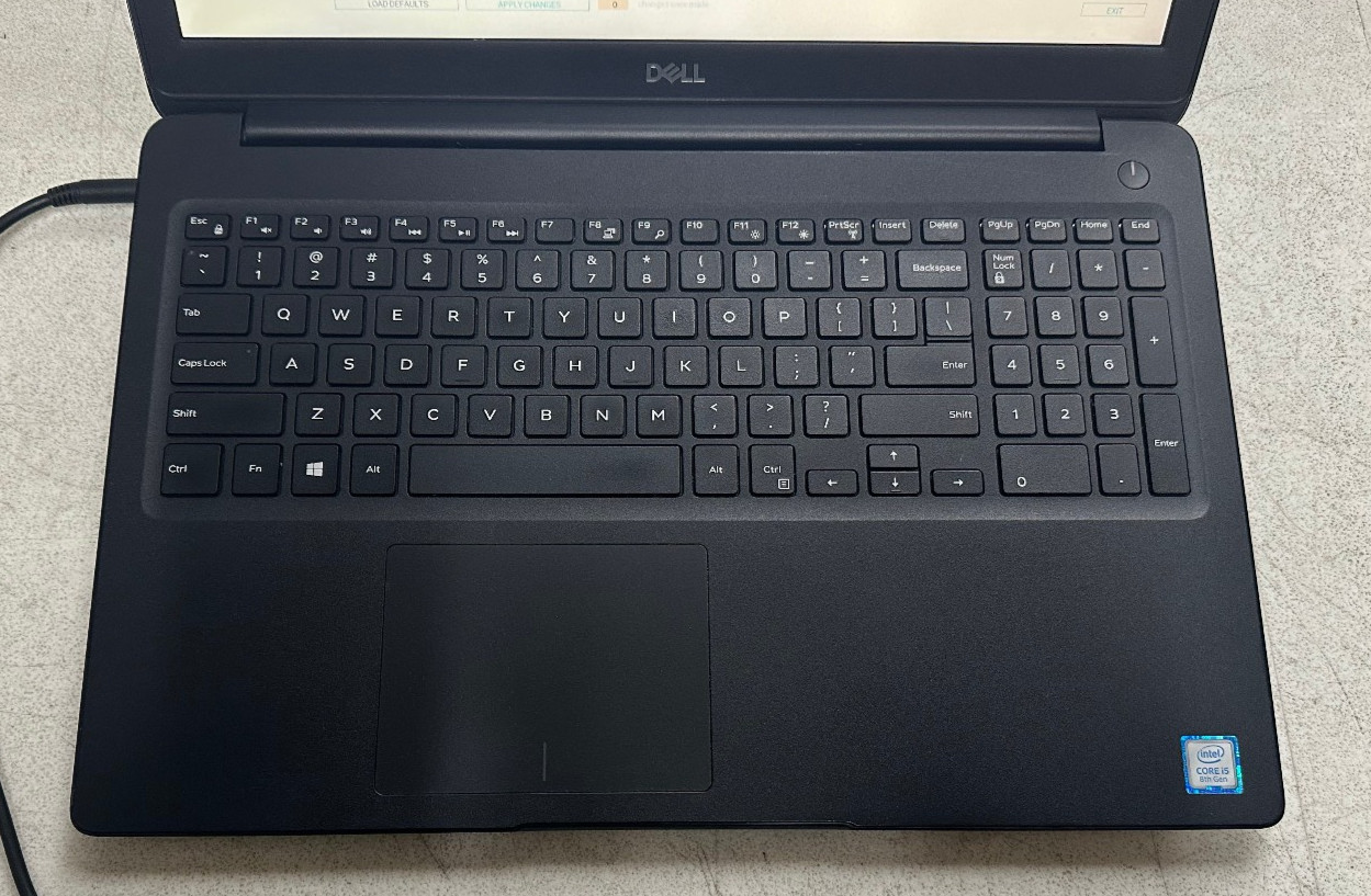 Dell Latitude 3500 15.6 FHD (i5-8265U @1.60, 8GB RAM, Bios Locked) NO HD/ADAPTER