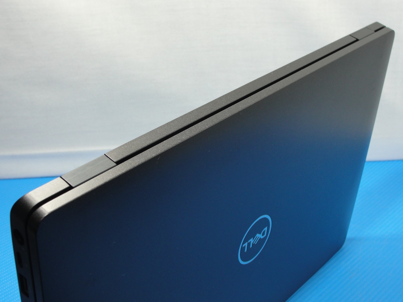 Dell Latitude 5500 Intel Core i5-8265U 1.6GHz 8GB FHD 256GB SSD Win11Pro+Charger