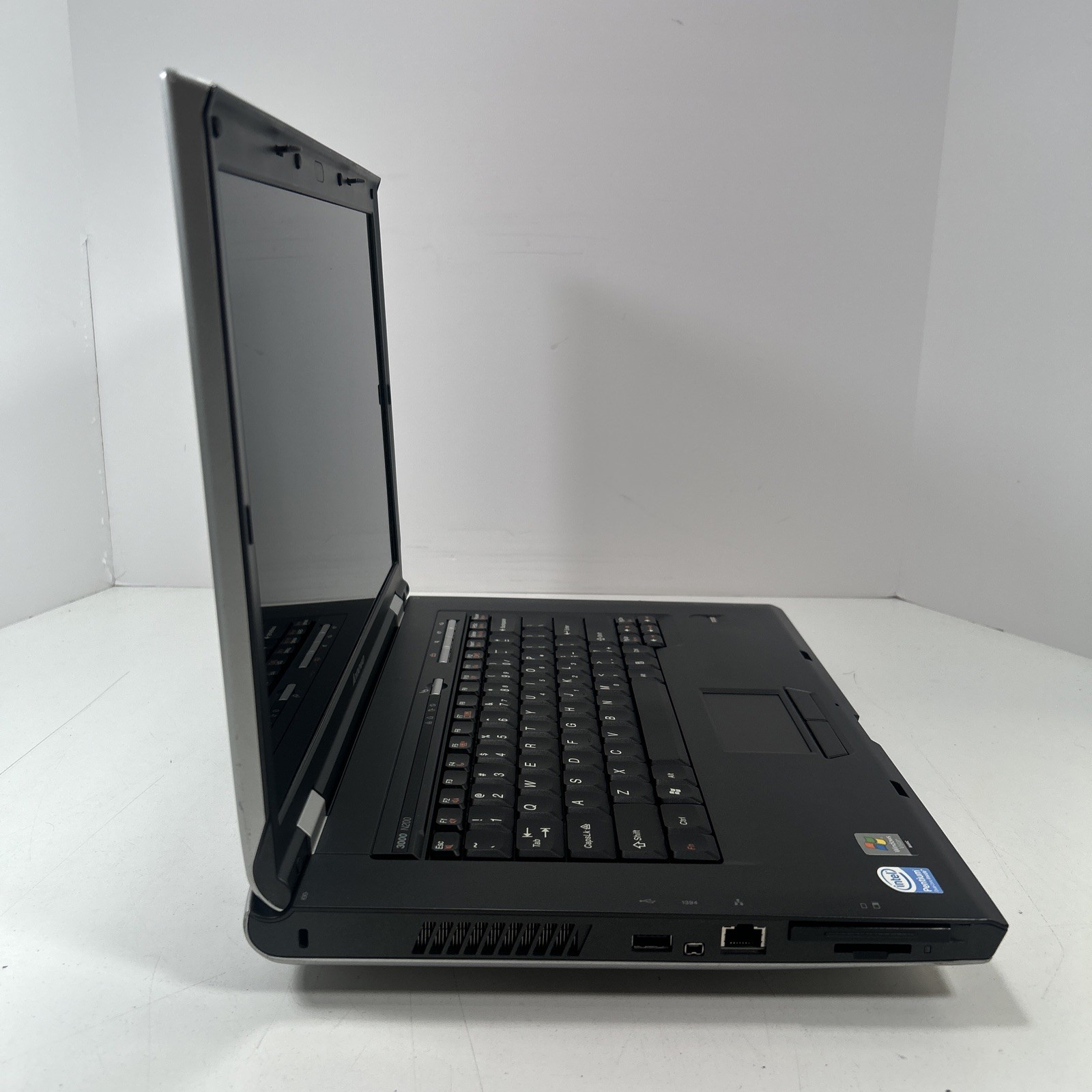 Lenovo 3000 N200 Intel Pentium T2390 2GB Ram 500GB HDD Win Vista Ultimate 🔋Good