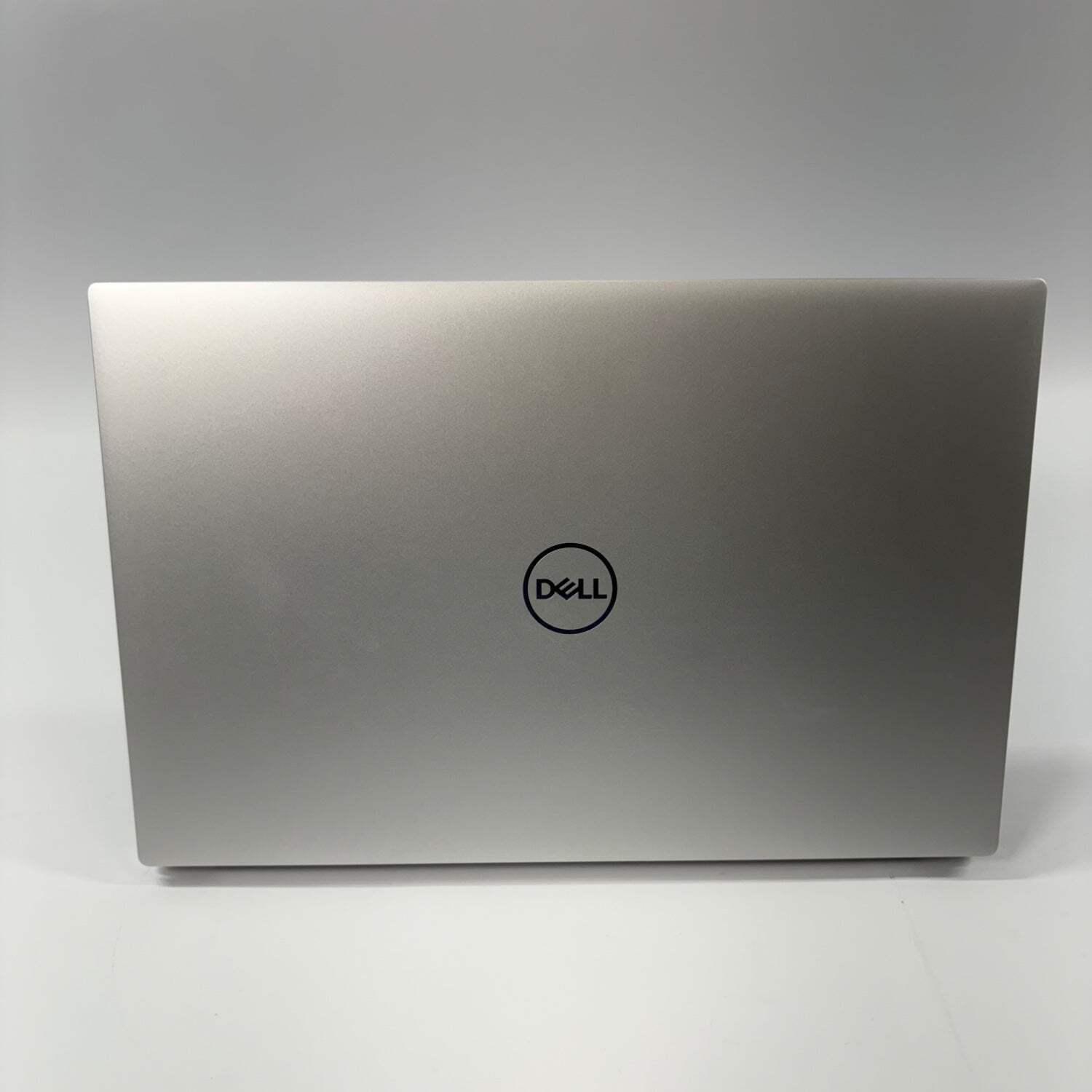 Dell XPS 9520 15.6″ i7-12700H 2.3GHz 32GB RAM 1TB SSD Read Description