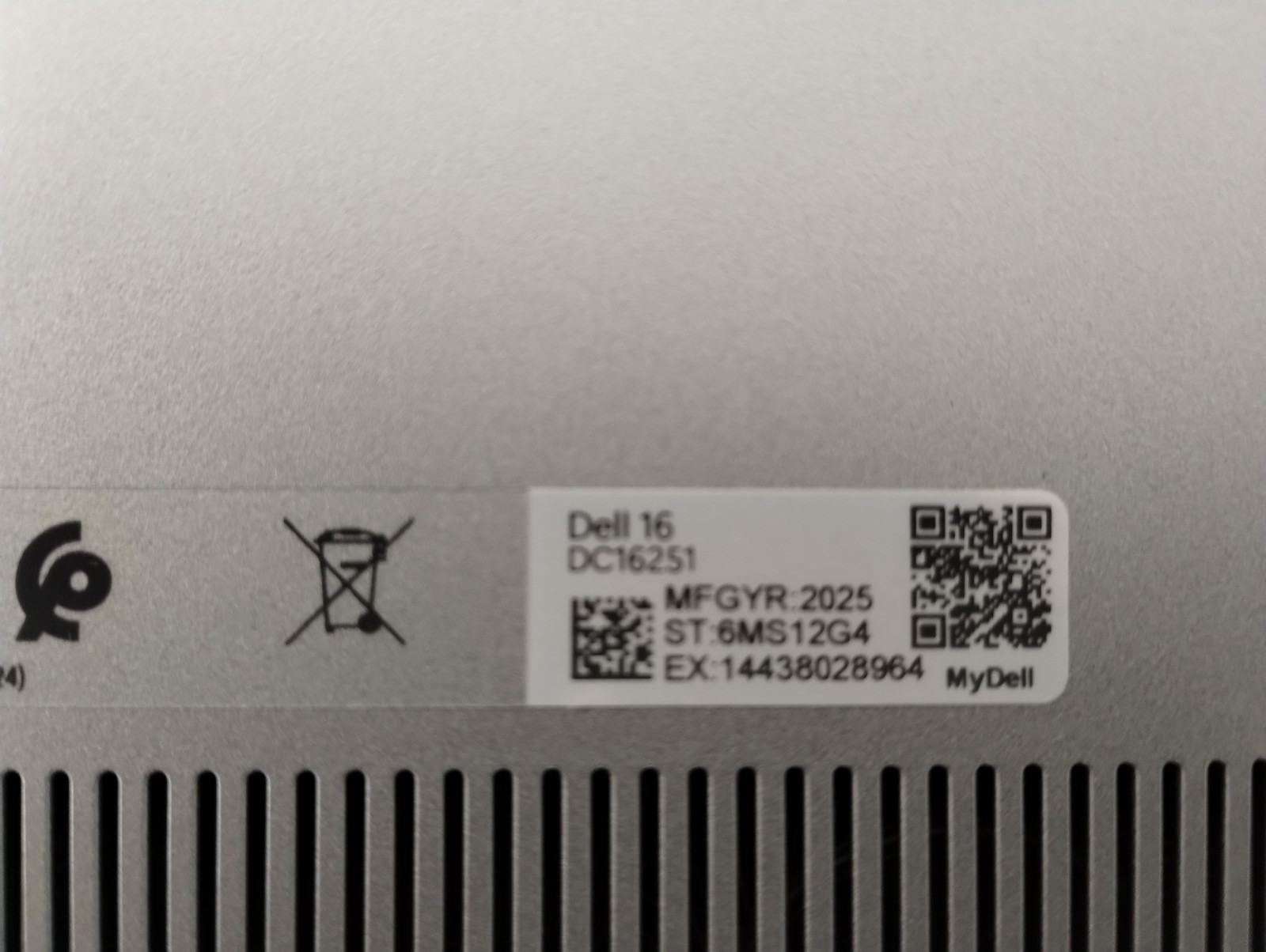 DELL 16 DC16251 F5J3K, Intel Core 7 150U, 1.80 GHz, 32 GB RAM, 1 TB NVMe SSD