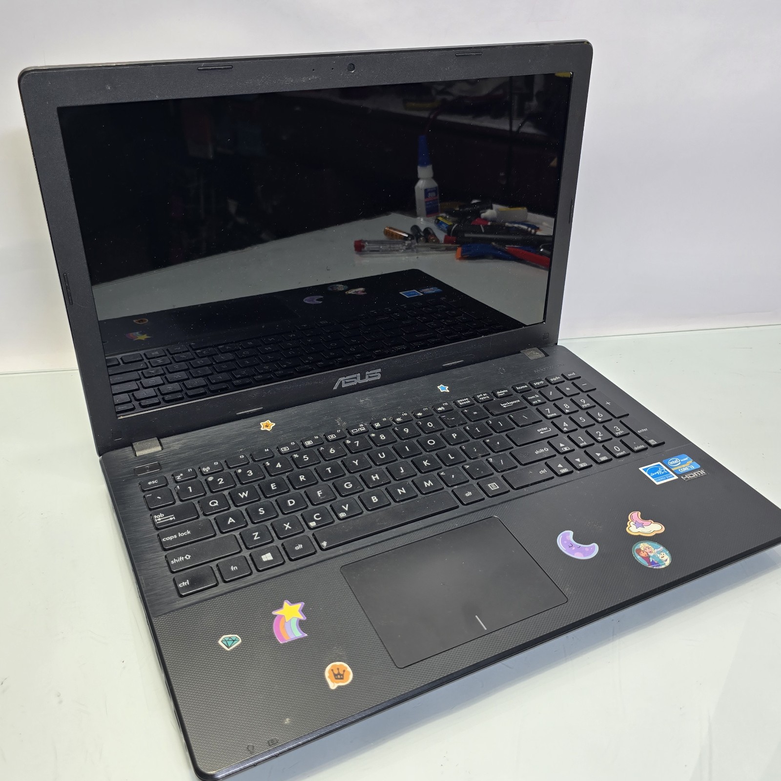 ASUS D550C Laptop Parts Repair Motherboard Screen Only No RAM HDD Drive