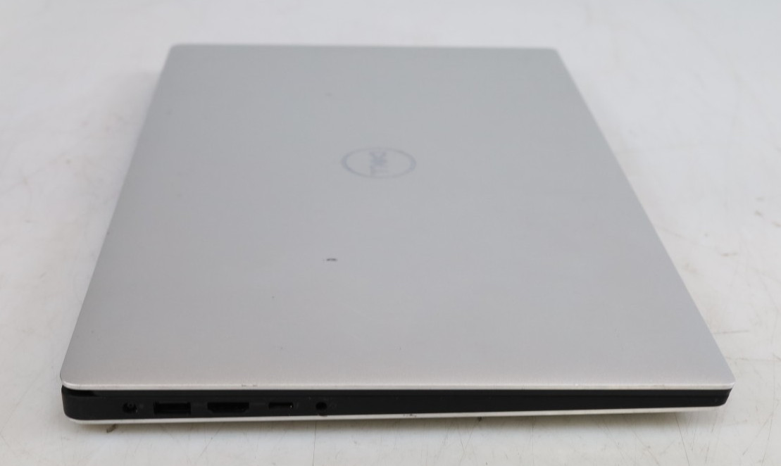 Dell 5540 15.6″ Intel i9-9980HK 16GB DDR4 Quadro T2000 No HDD COA OS
