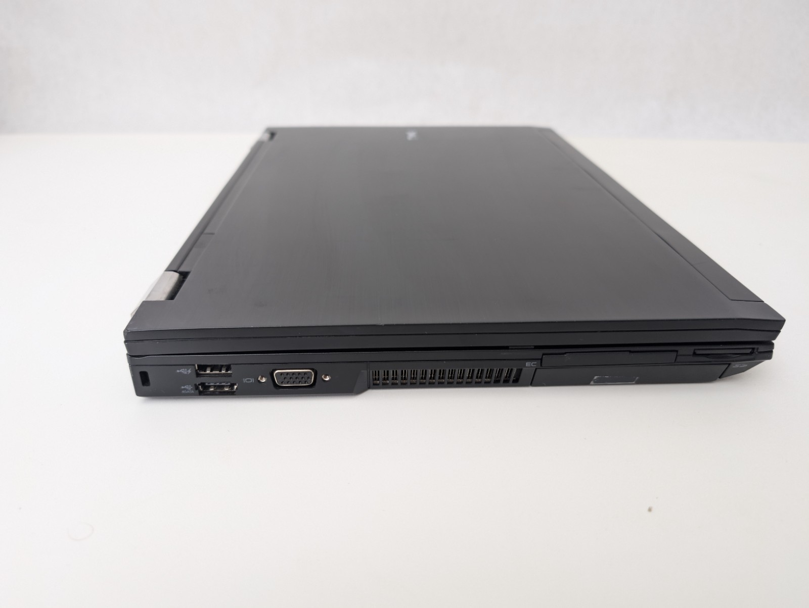 Dell Latitude E6500 Laptop Intel Core 2 Duo 3GB RAM No HDD, OS, Power Adapter