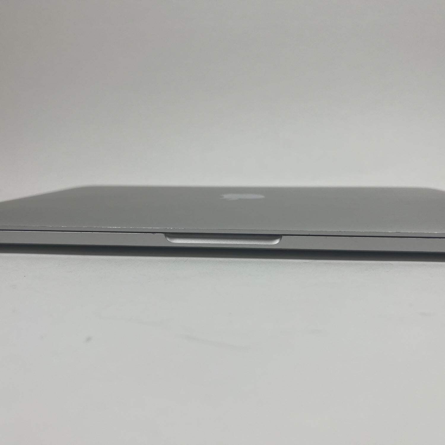 Broken 2018 Apple MacBook Pro 13.3″ i5 2.3GHz 8GB RAM 512GB SSD A1989 Bad Batt
