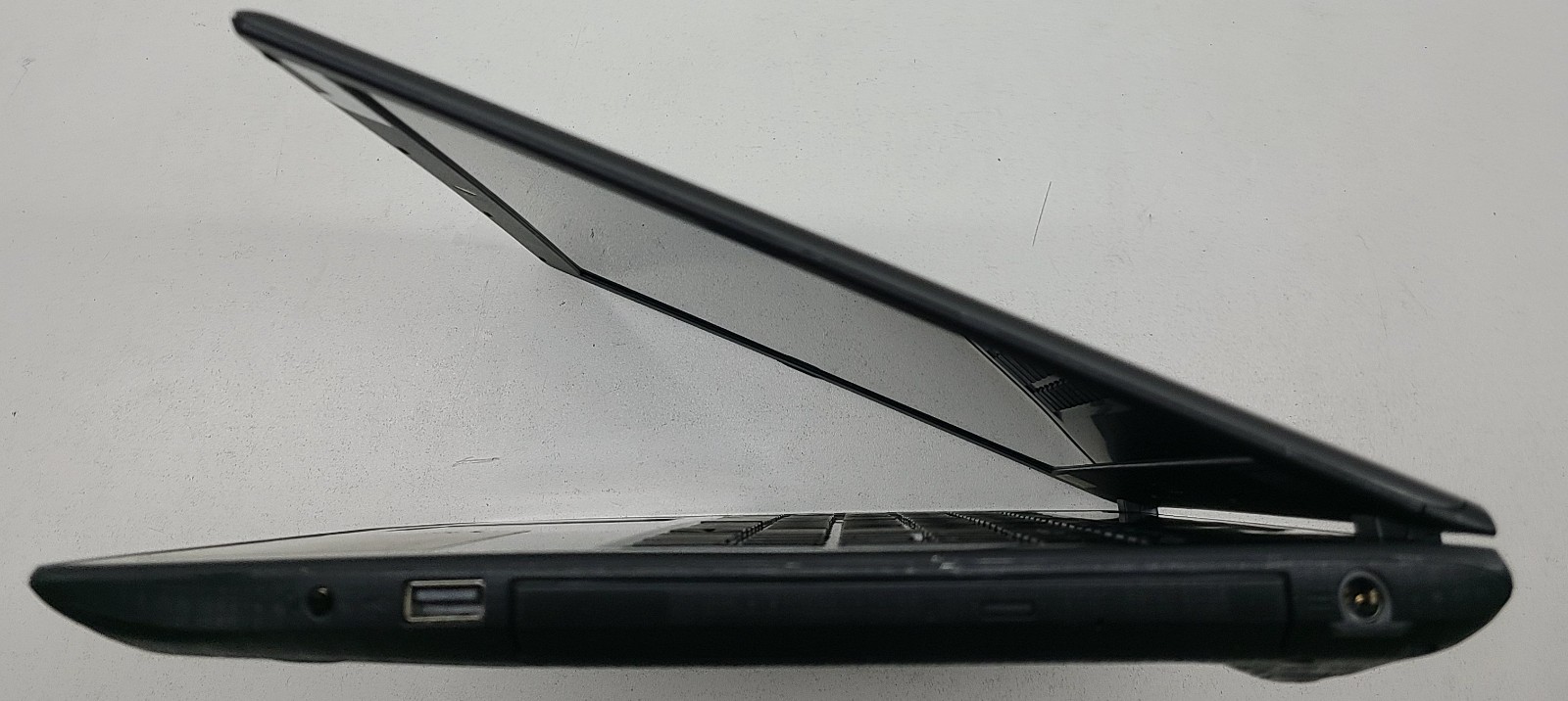 Acer Aspire E15 E5-576-392H Laptop Intel i3-8130U 6GB RAM NO HD/OS (FL)