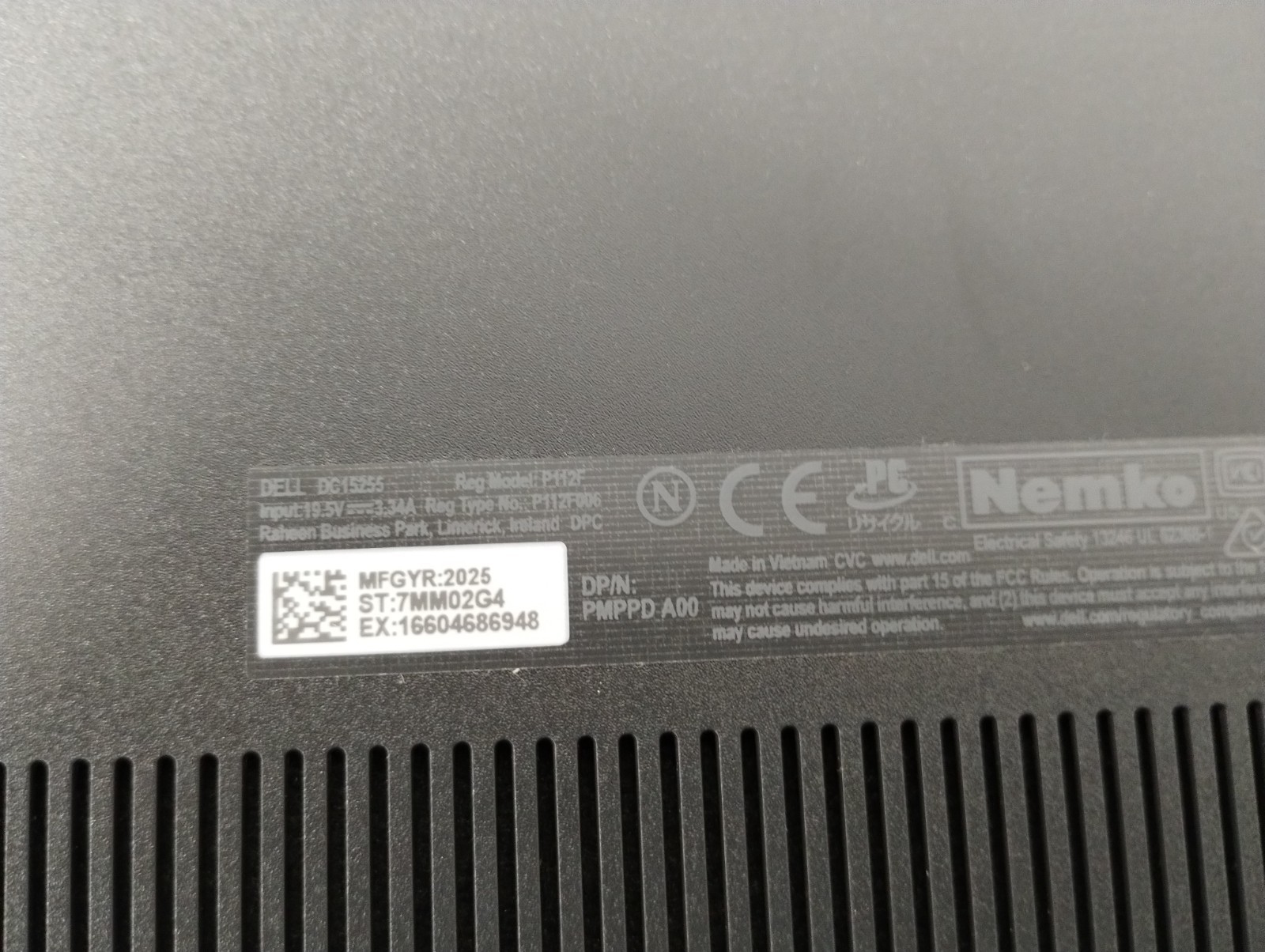 DELL 15 DC15255 G8MK9, AMD Ryzen 7 7730U, 2.00 GHz, 16 GB RAM, 512 GB NVMe SSD