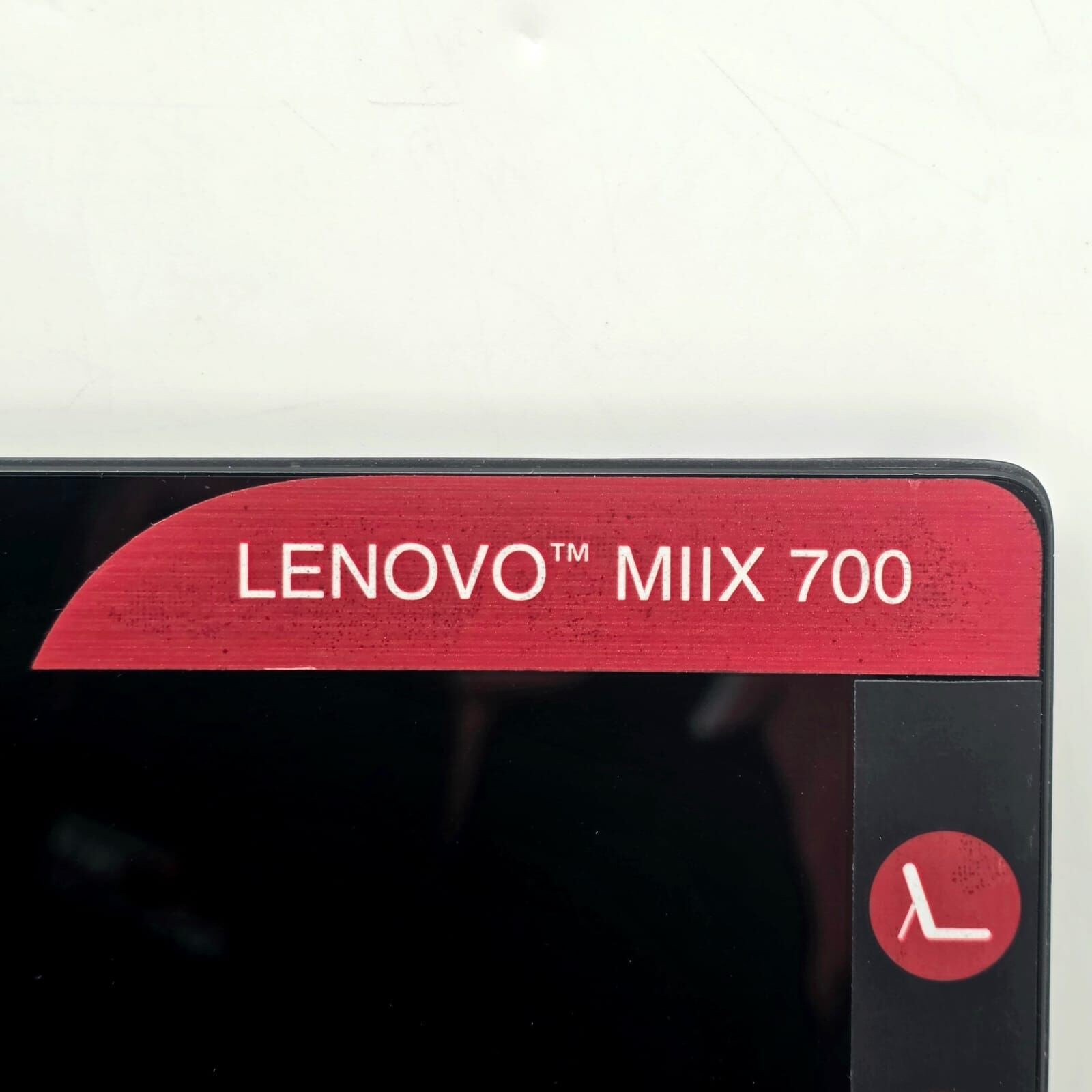 Lenovo Miix 700-12 2 in 1 12 Inch M3 4GB 128GB Touch Windows 11 Home
