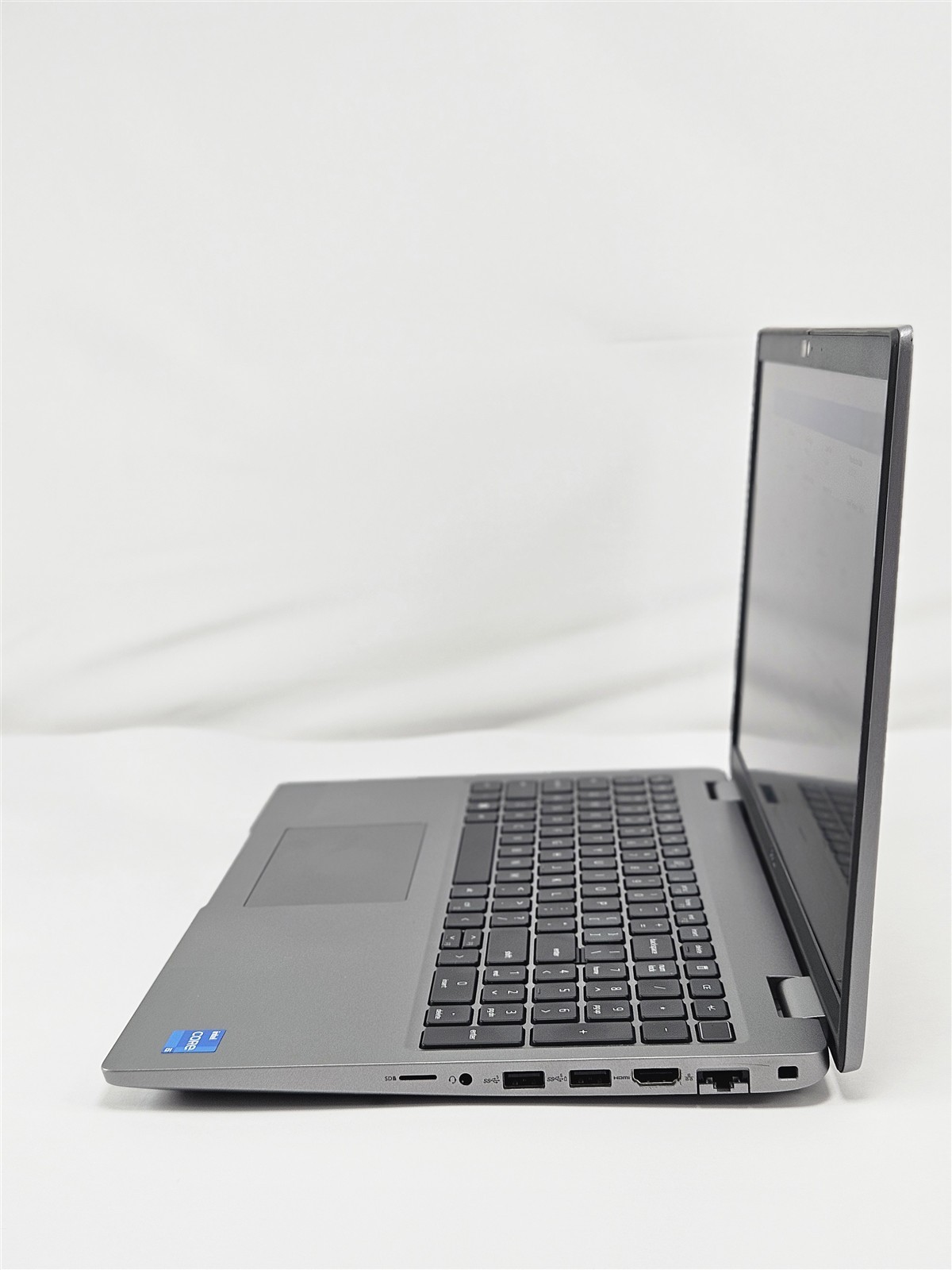 Dell Latitude 5540 i5-1345U 1.6GHz 256GB SSD 16GB 15.6″ Fingerprint Reader