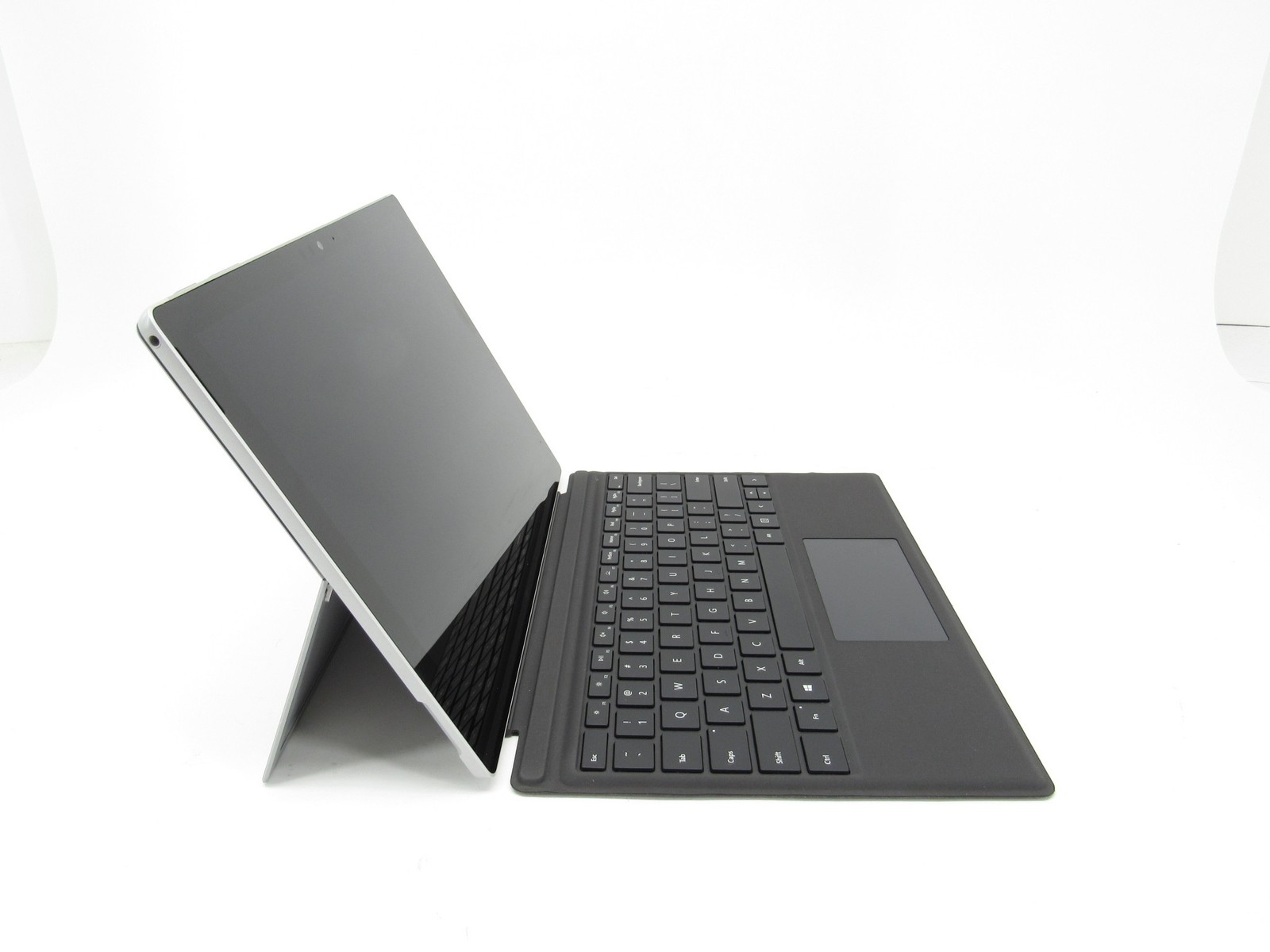 Microsoft Surface Pro 5 1796 12″ i7-7660U 2.50Ghz 8GB RAM 256GB NVMe No OS/AC