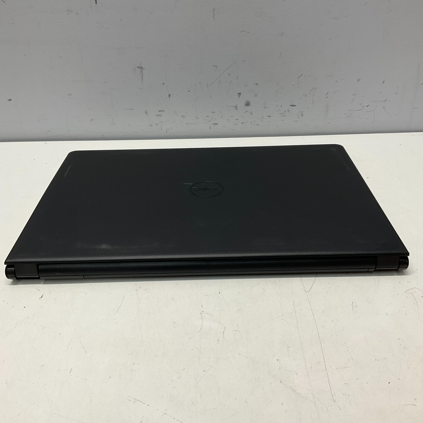 Dell Inspiron 3567 15.6″ Laptop Intel Core i3-7100U @ 2.40 GHz 8GB 1TB HDD Win10