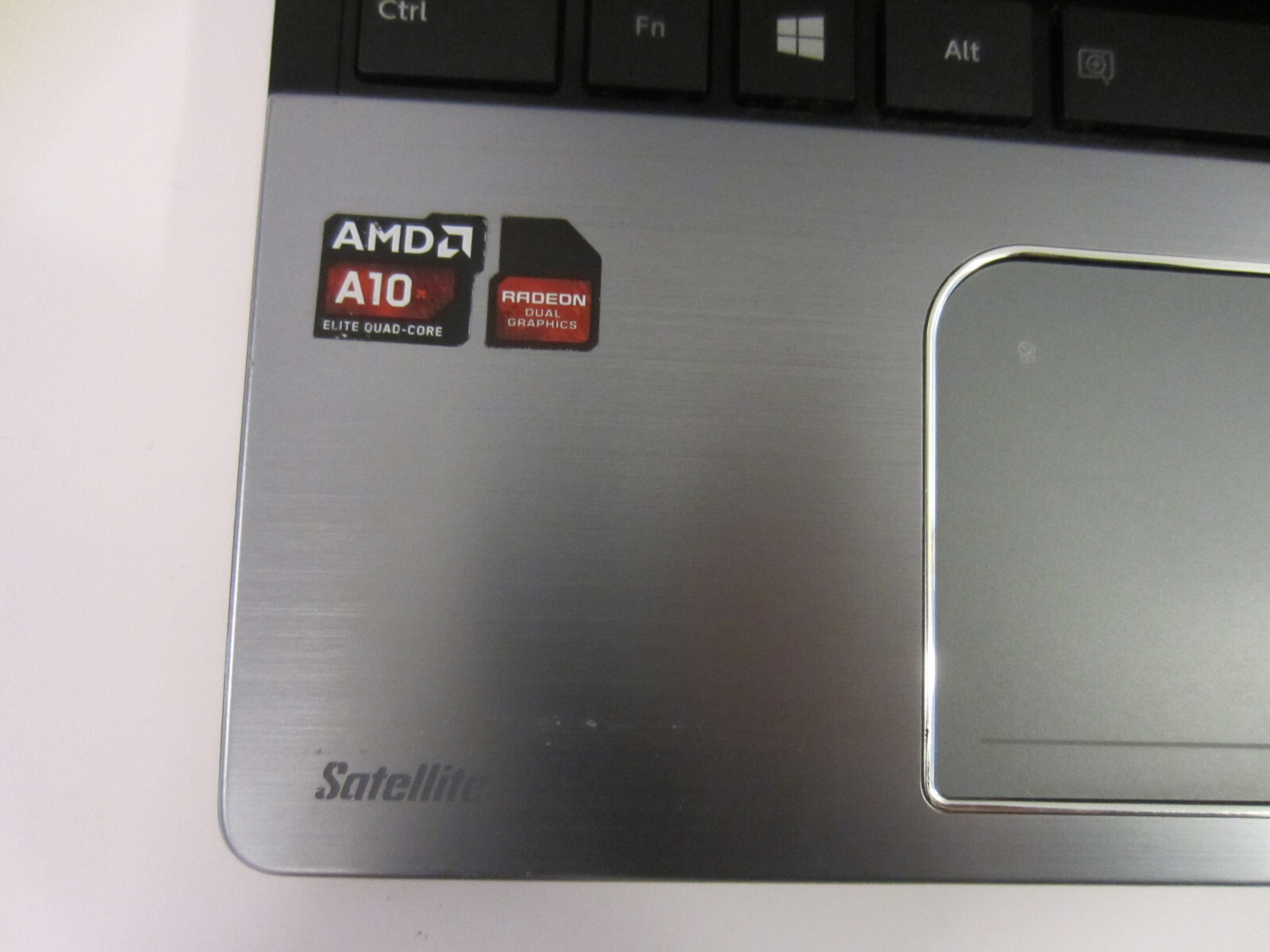Toshiba Satellite S50D-A 15.6″ AMD A10-5745M Quad Core 2.1GHz Radeon AS-IS Parts