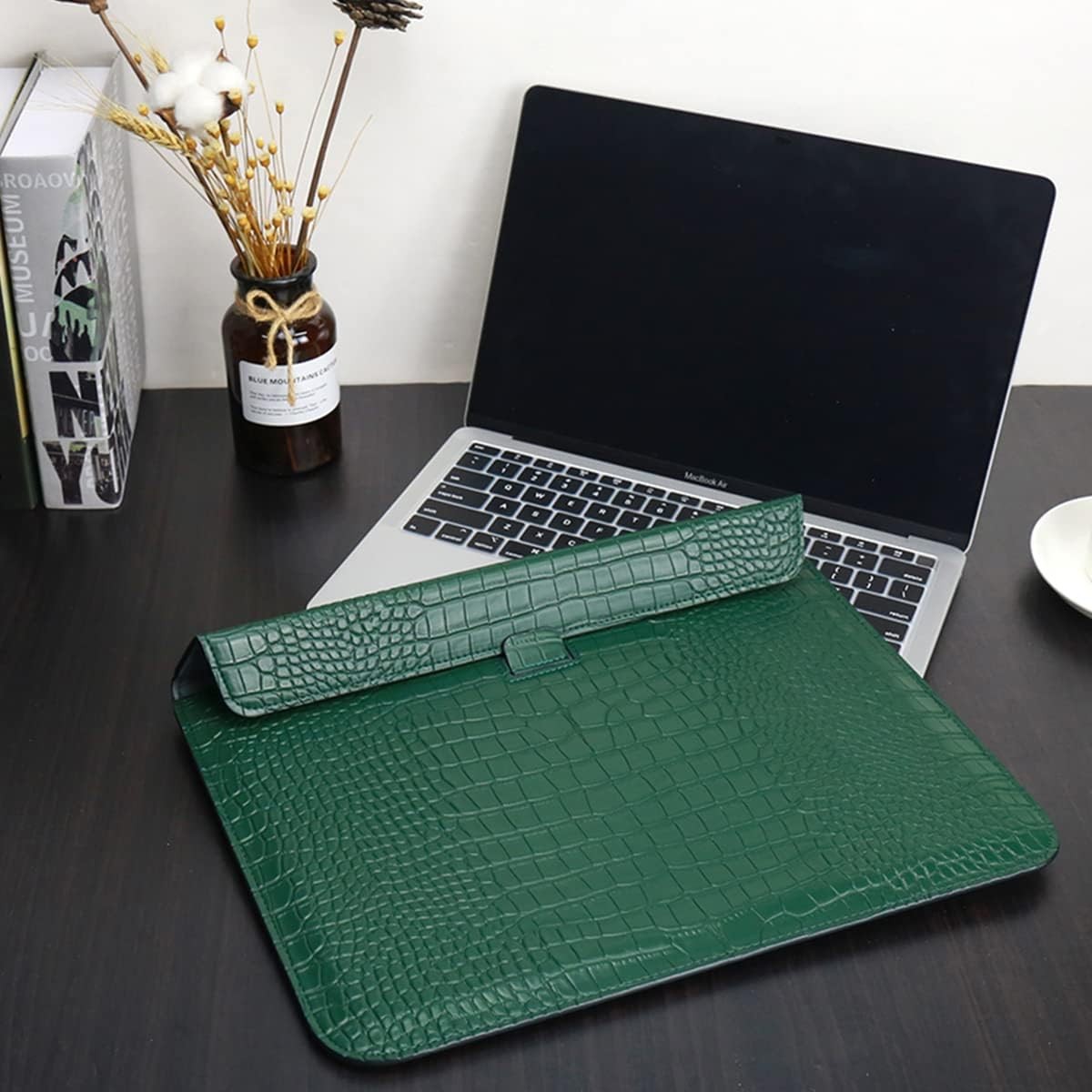 Crocodile Grain PU Leather Flap Style Laptop Bag for 15-16 Inch MacBook Air 15 P