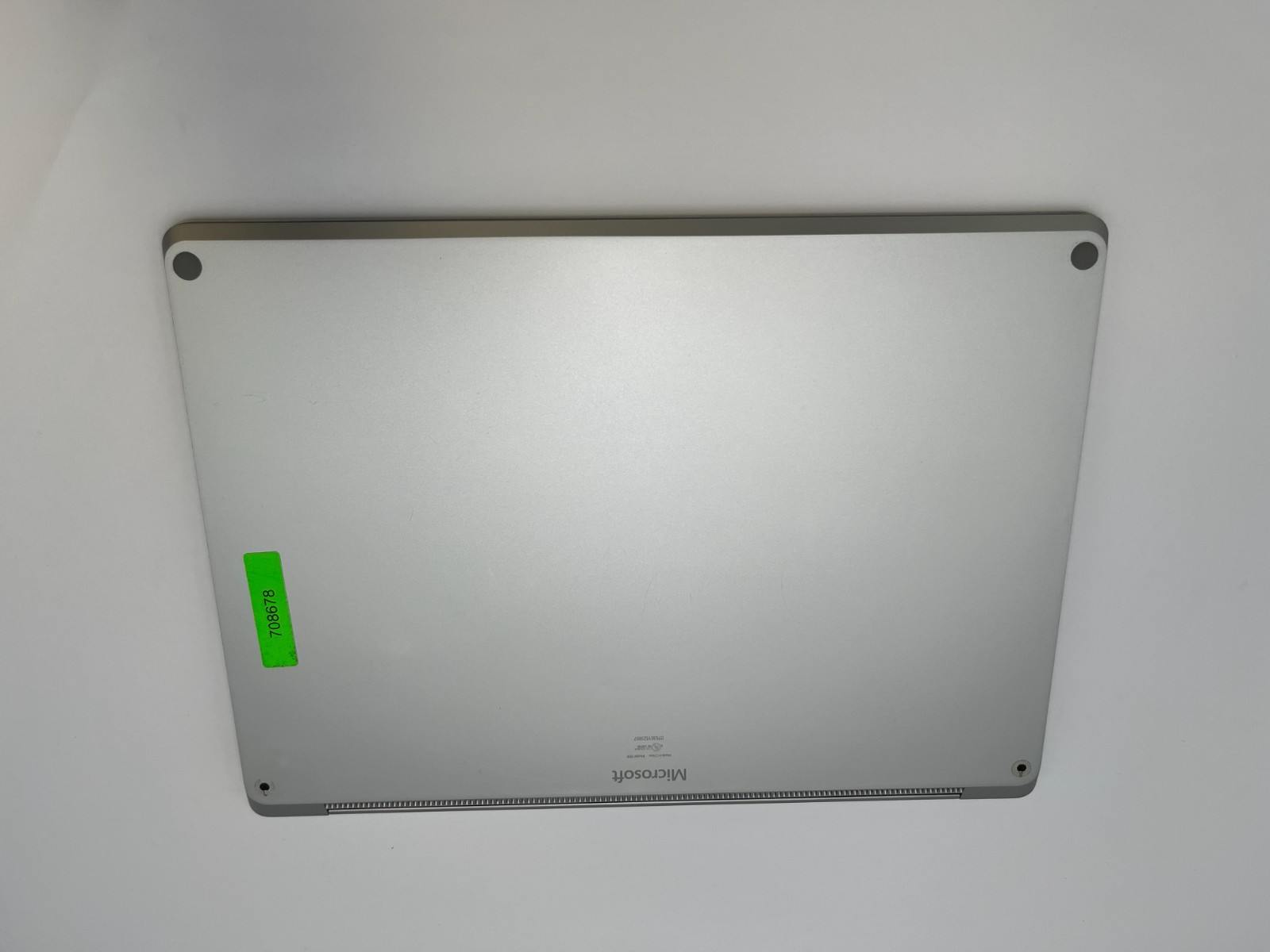 Microsoft Surface Laptop 4 1950 13.5″ Touch i7-1185G7@3.0GHZ 16GB RAM 512GB NVME