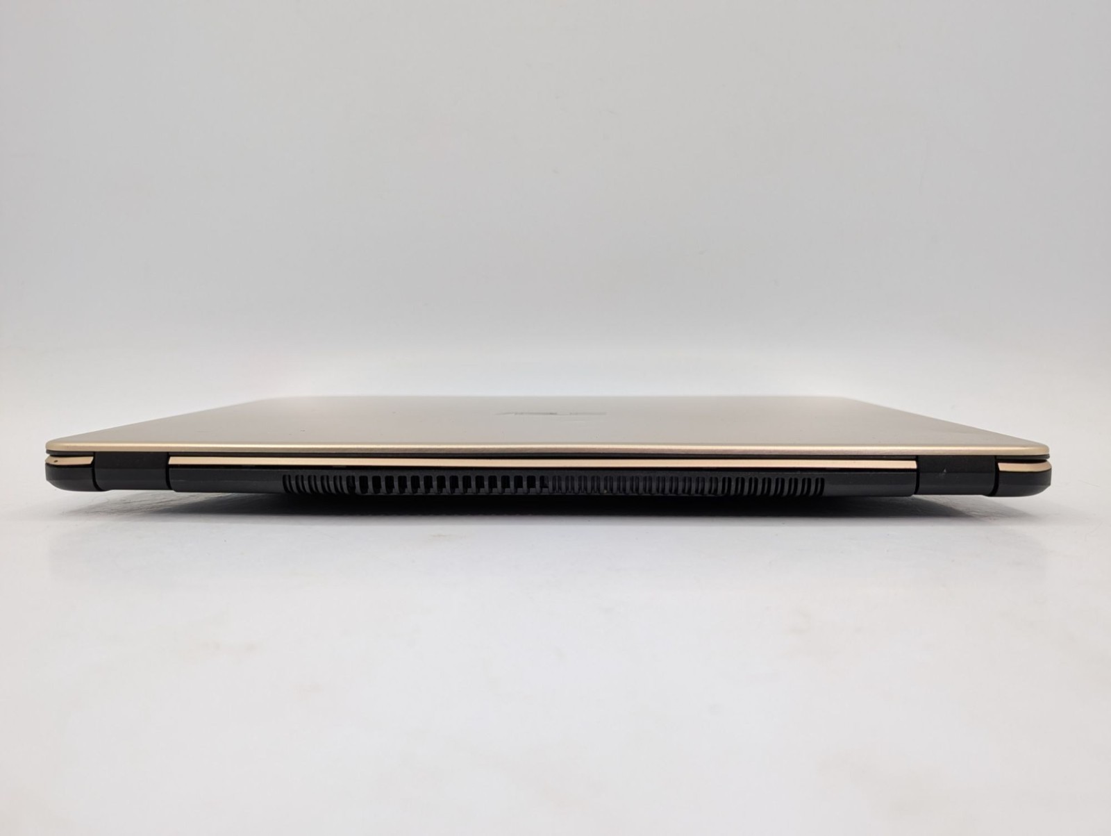Asus F505ZA-DB31 15.6″ Screen AMD Ryzen 3 2200U 2.50 GHz 4GB RAM Gold Laptop