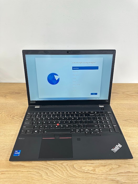 Lenovo ThinkPad P15s Gen 2, Core i7 1165G7 32GB DDR4 Nvidia Quadro T500, 512GB