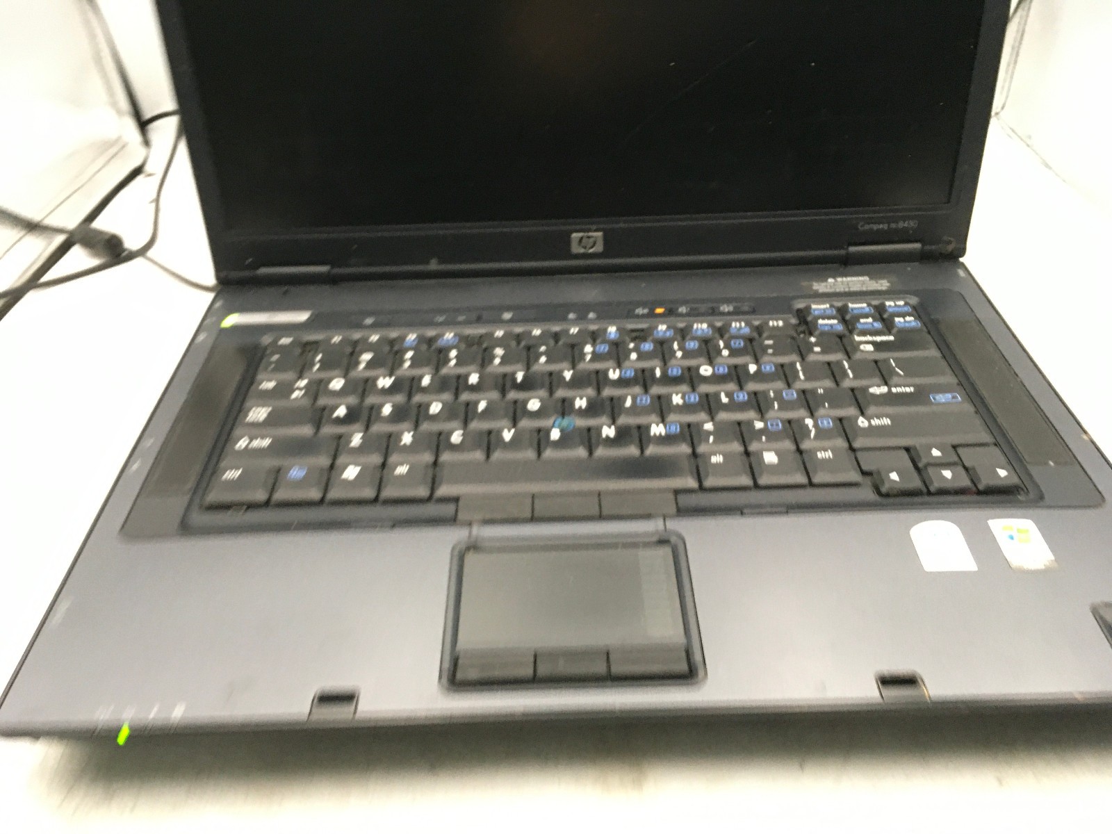 HP COMPAQ NC8430 – FOR PARTS/REPAIR – INTEL CENTRINO – NO RAM – READ DESC – BB