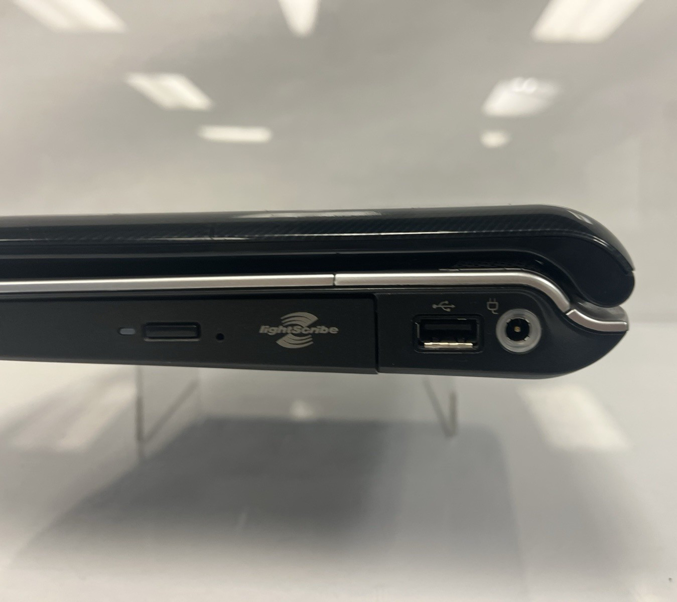 HP Pavilion DV6700 AMD Turion 64 X2 Mobile Technology TL-60 3GB RAM No HDD