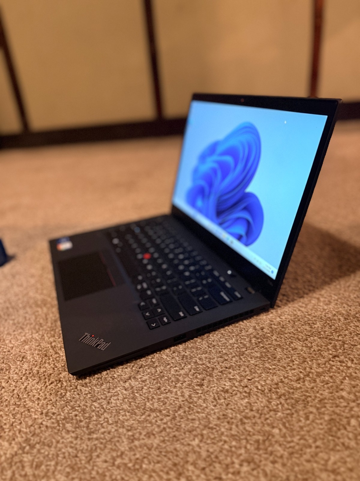 Lenovo ThinkPad T14s Gen 2 – i5 – 16GB RAM 512GB SSD M.2 – Windows 11 Pro
