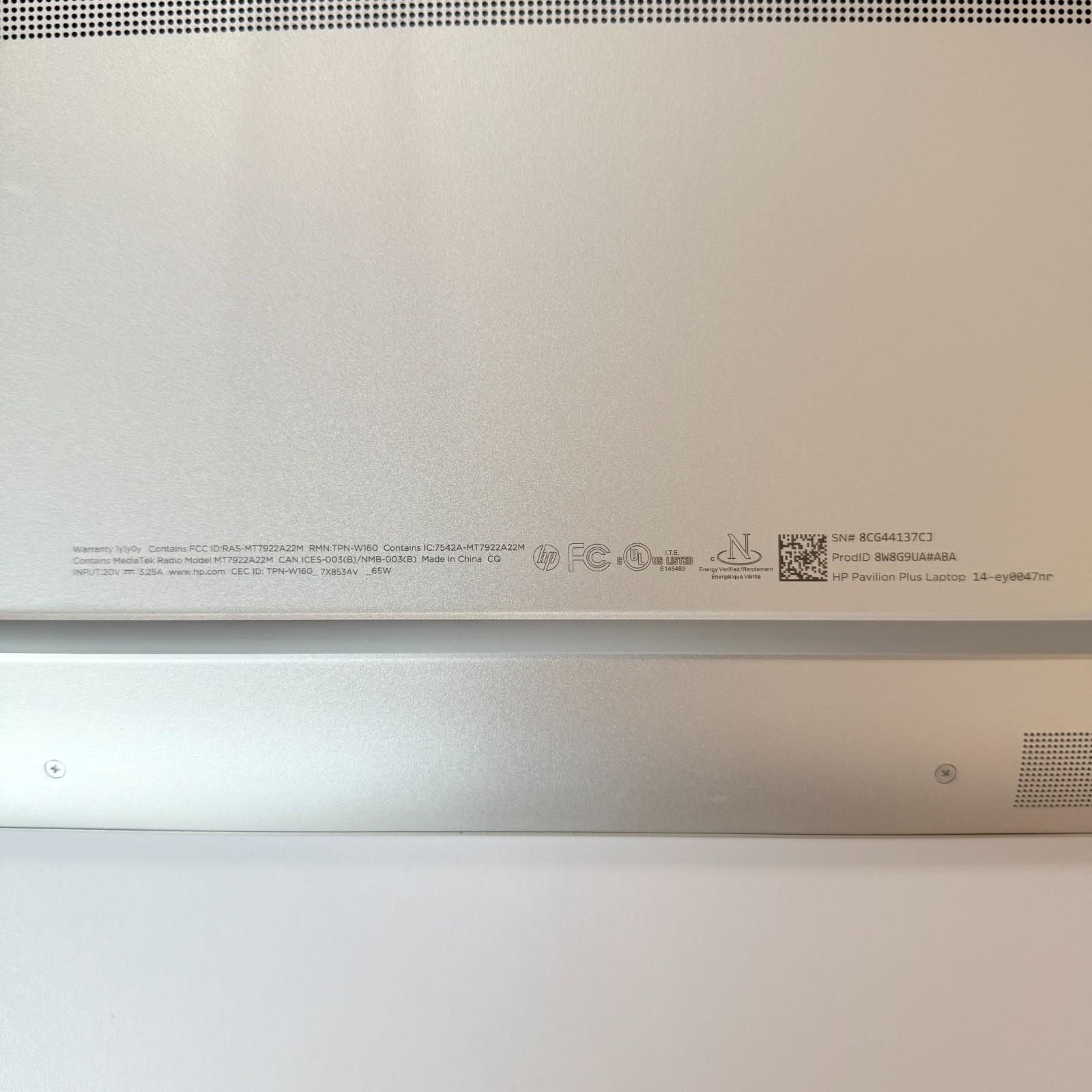 HP Pavilion Laptop Computer 14″ WQXGA AMD Ryzen 5 16 GB memory; 512 GB SSD