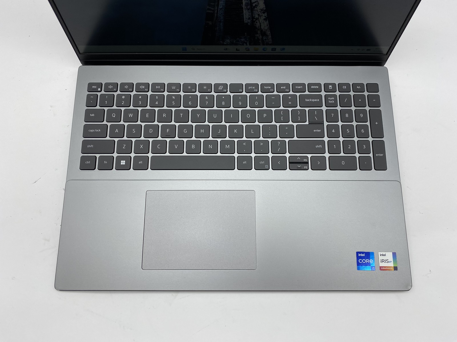 Dell Vostro 5620 Laptop Intel Core i7 1260P 2.1GHz 16GB RAM 256GB SSD W11P