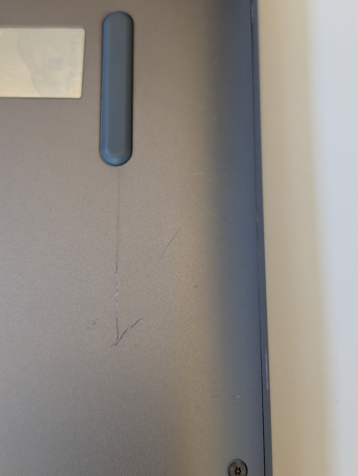 Lenovo Yoga 7 16IAP7 – RAM/SSD Unknown *FOR PARTS ONLY*. ~86W~