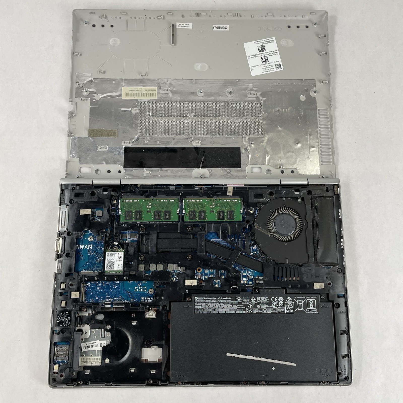 HP ProBook 640 G5 14″ i5-8265U 1.60 GHz 8 GB RAM No SSD No OS – No Camera Cover