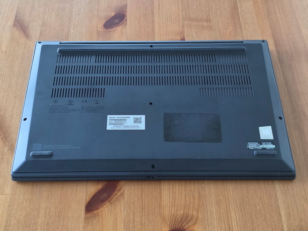 Lenovo ThinkPad X1 Extreme Gen 4 i7-11850H 16″ 4K 3840×2400 16GB NVIDIA RTX 3050