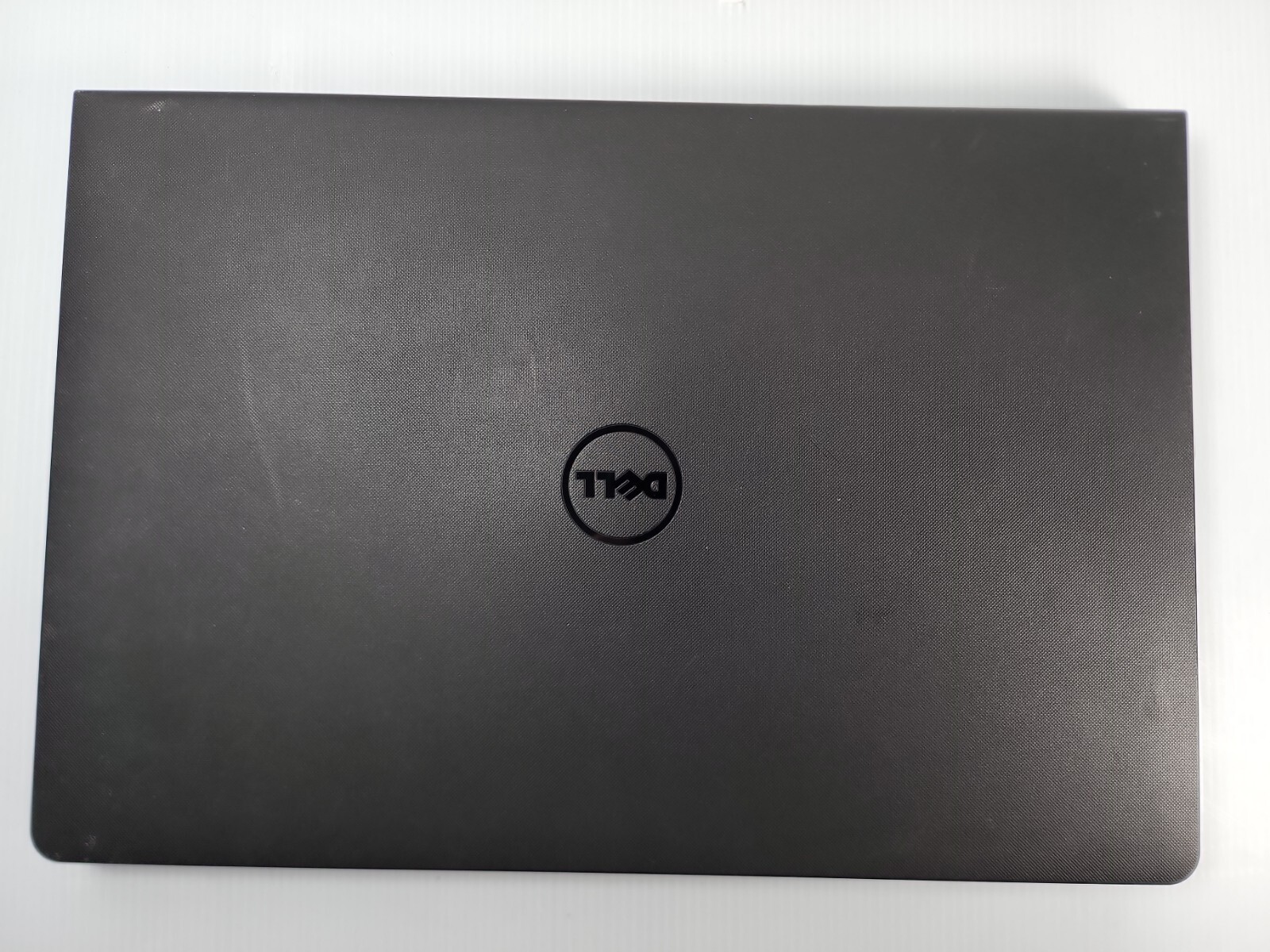 DELL Inspiron 3558 15.6″ HD Intel i3-5015U 2.1GHz 1TB HDD 6GB RAM DVD PARTS