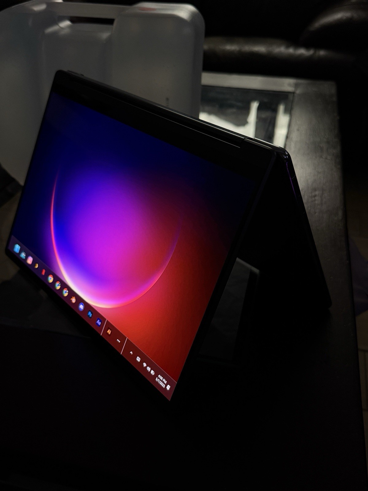 Lenovo Yoga 9i (14IRP8) 2-in-1 Laptop for Sale. 4K OLED Touchscreen 16GB RAM 1TB