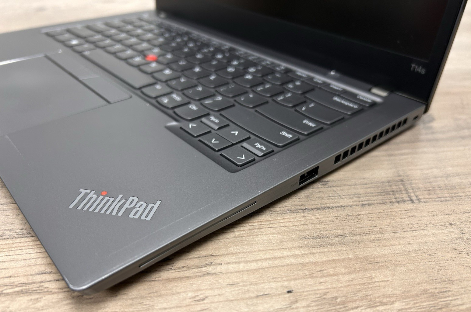 Lenovo ThinkPad T14s Gen 2 Intel Core i5 |20WM005GUS-Touch| 16GB RAM | 256GB SSD