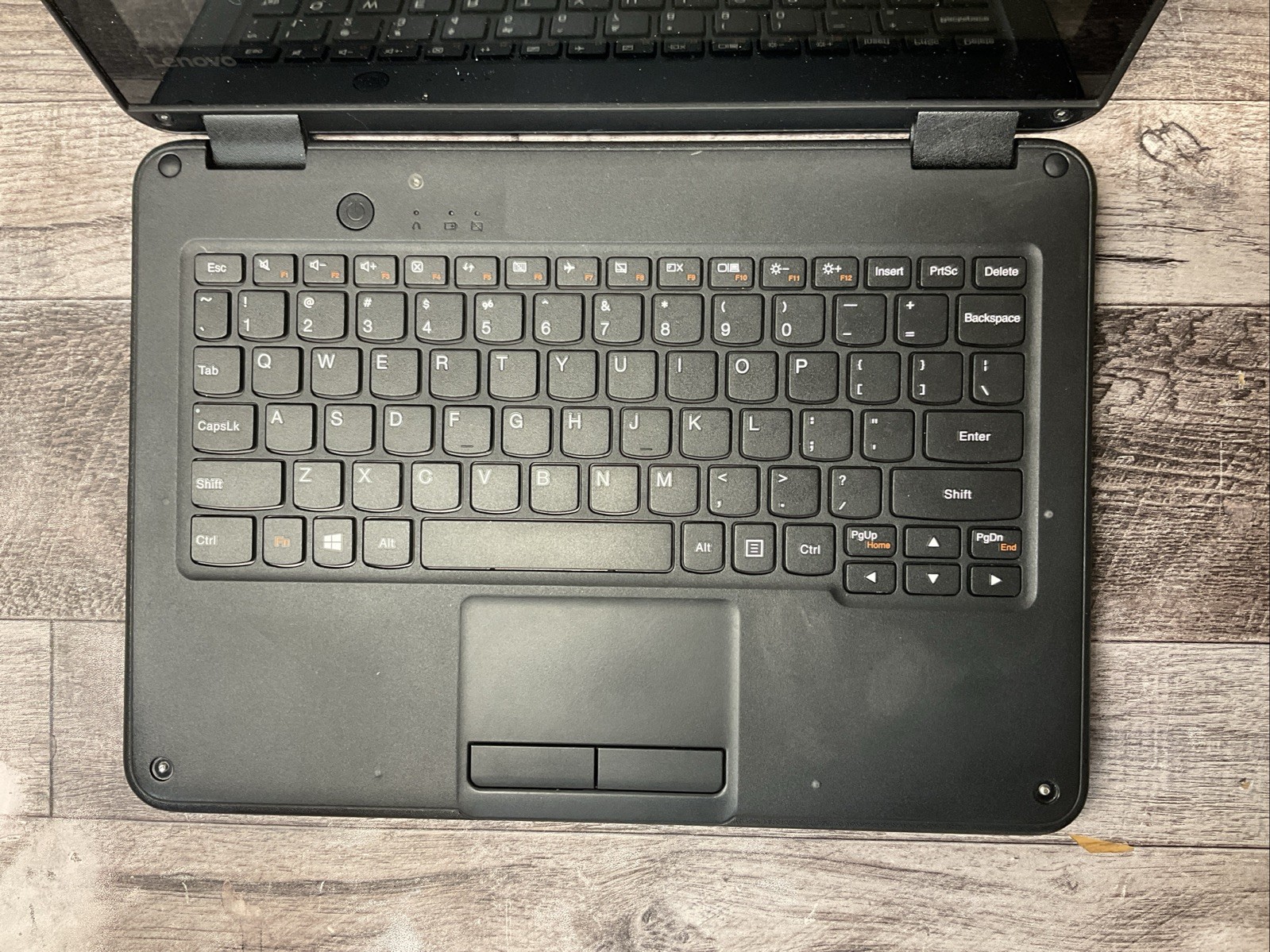 Lenovo 300e 1st Gen / 2-in-1 / Touchscreen / Windows 11 Pro / 71F