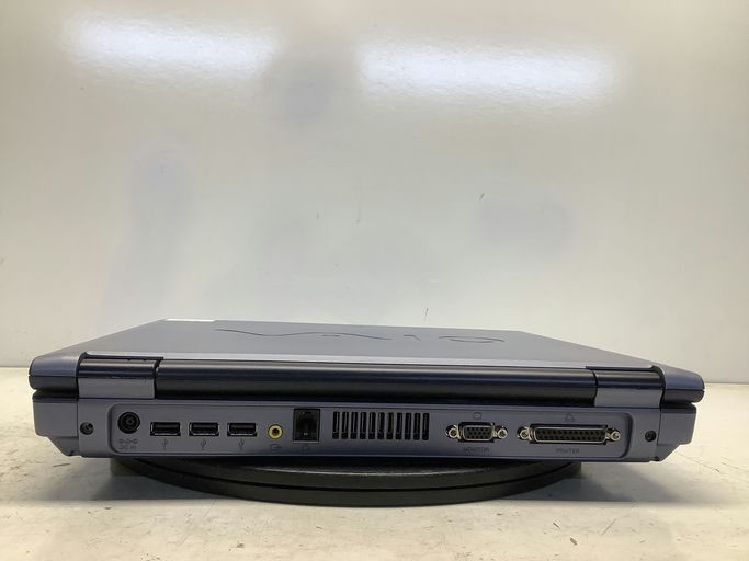 Sony Vaio PCG-FR130 AMD Mobile Athlon XP 2000+ 1.67GHz 256 MB NO HDD