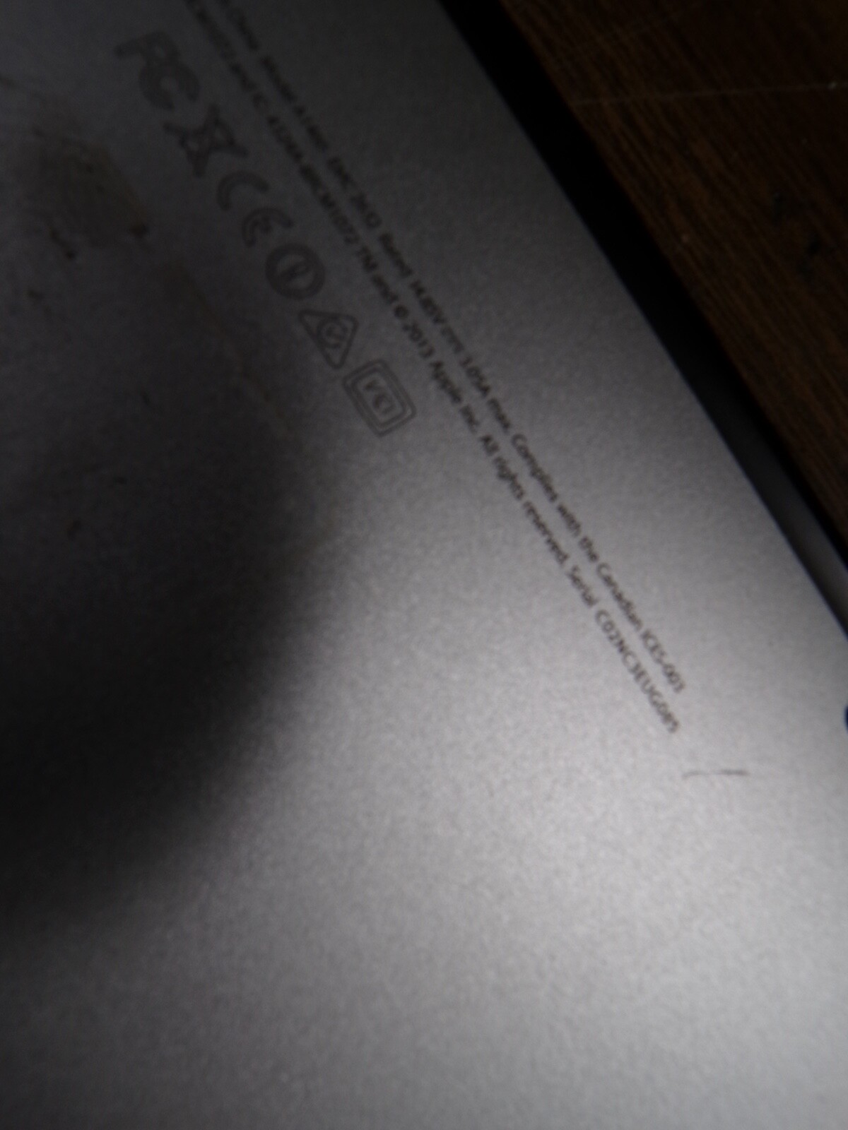 MacBook Air “Core i5″ 1.3 13” (Mid-2013) 1.3 GHz CORE i5 (i5-4250U) 4GB RAM