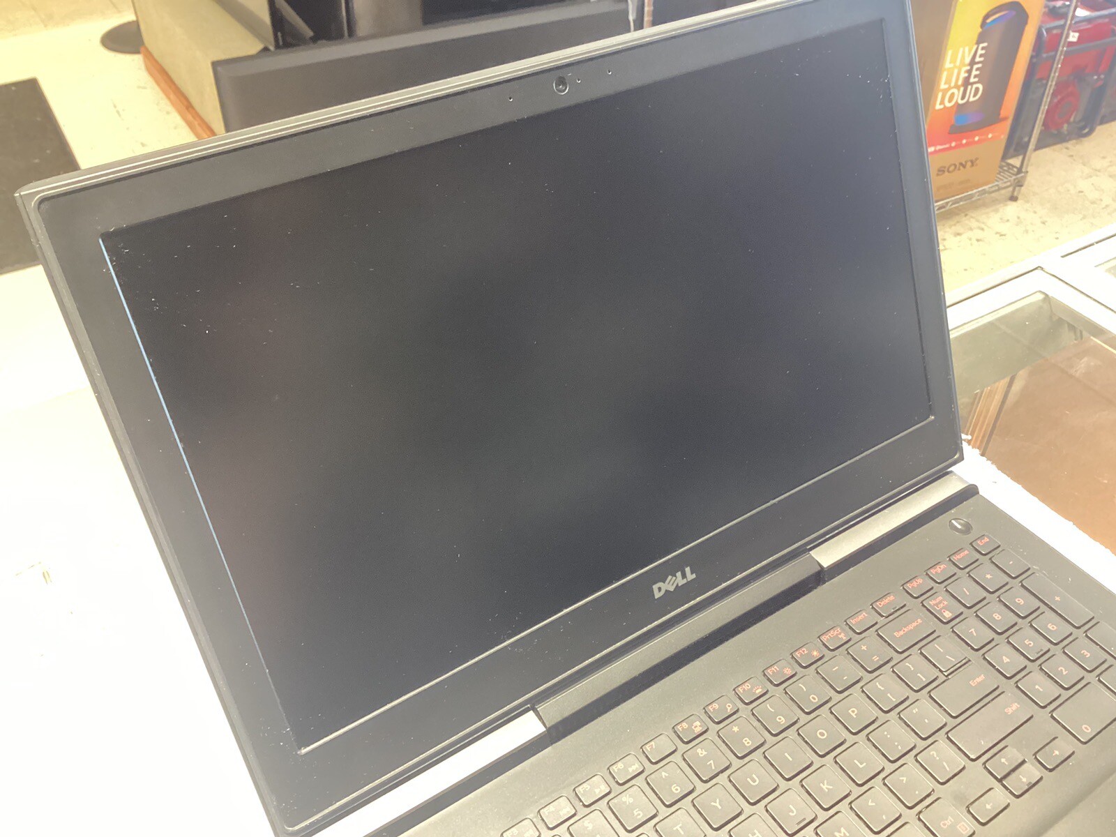 Dell Inspiron 15 7000 Gaming Laptop PC P65F CORE i5 7th Gen 8Gb 256Gb QZ01
