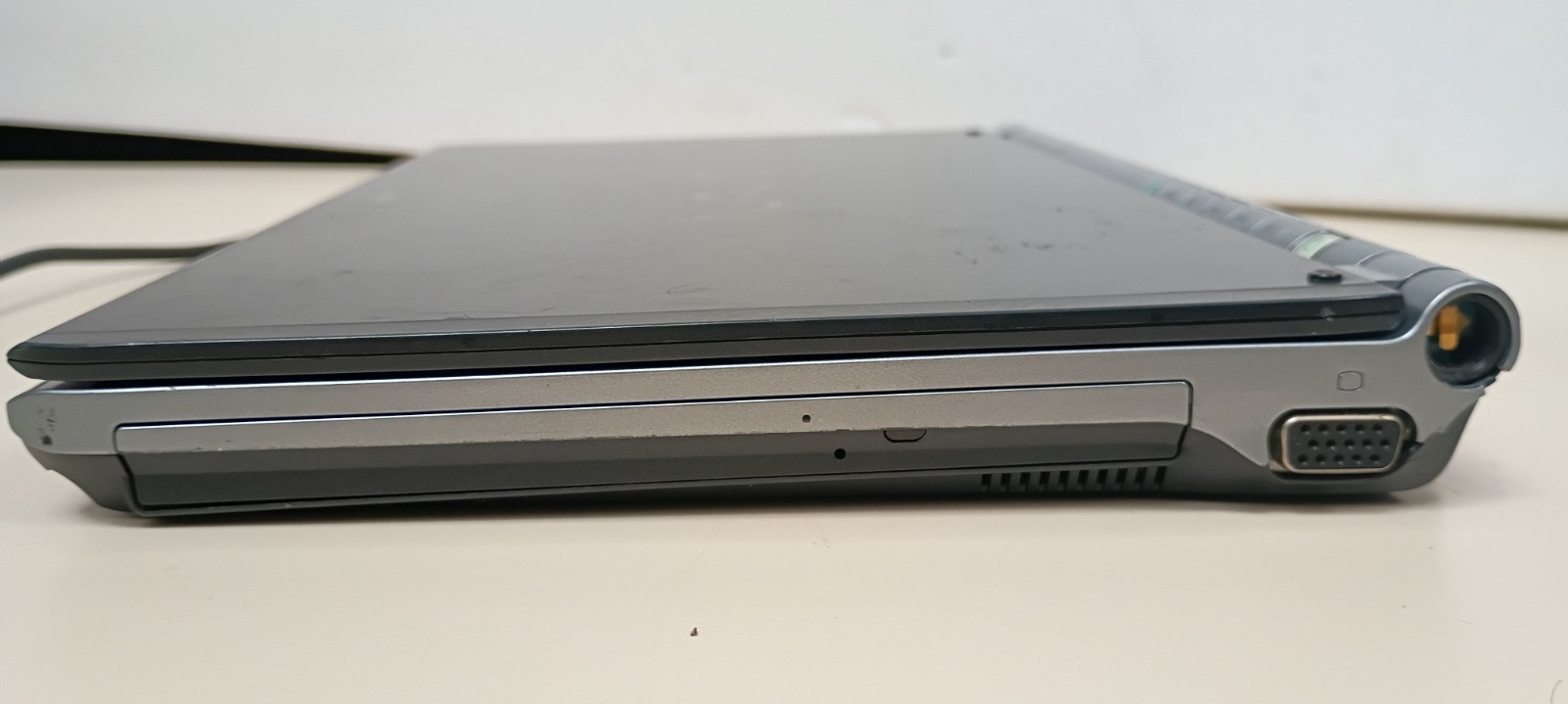 Sony VAIO Serie VGN – TX750 Model PCG – 4G1L Personal Computer Windows xp. READ
