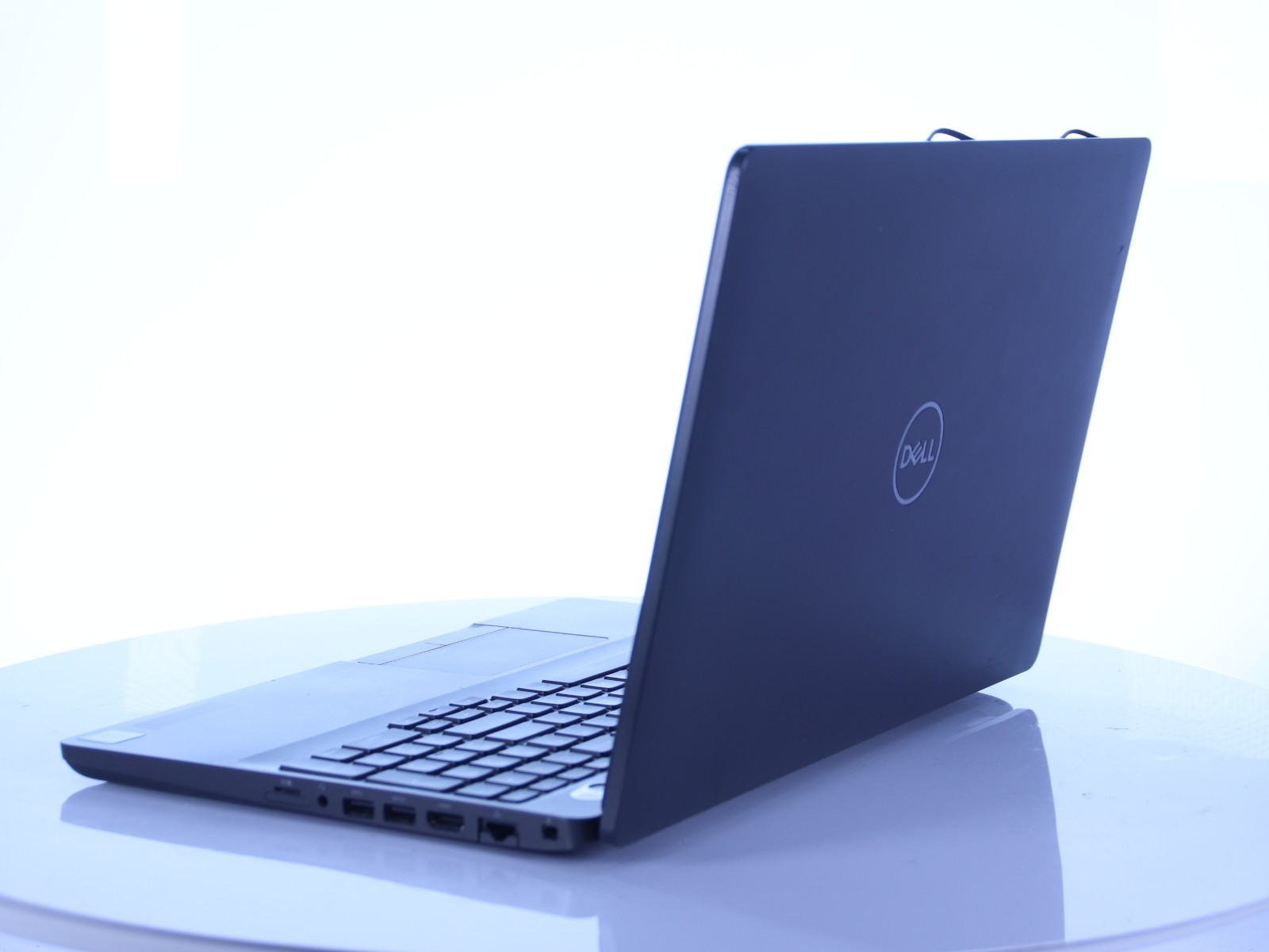 DELL Latitude 5500 15.6″ Intel Core i7-8665U 16GB RAM 256GB SSD Win 11 Pro No AC