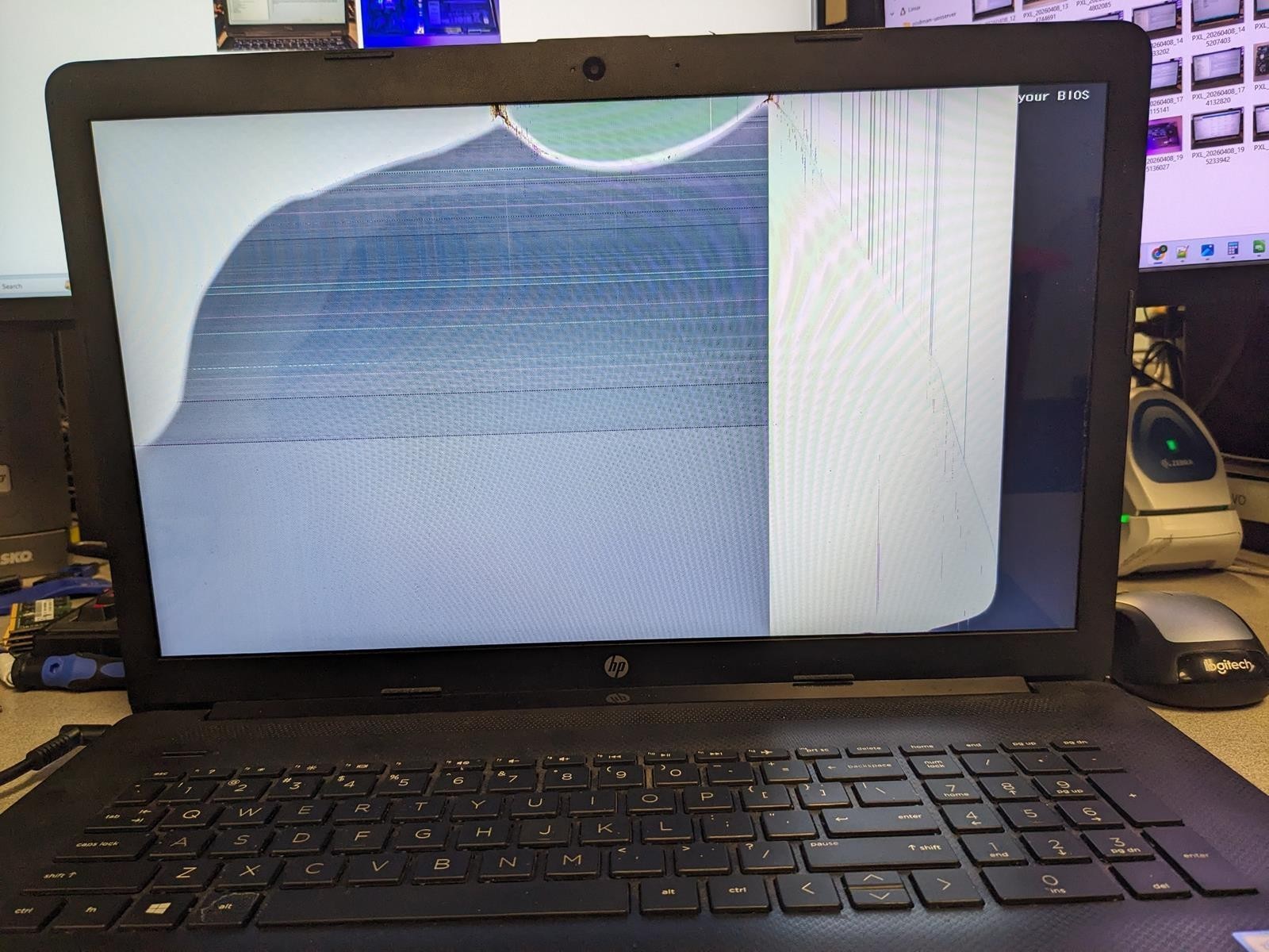 HP 17-BY1053DX i5-8265U @ 1.60GHz, 8GB RAM, NO HDD/OS – (PARTS)