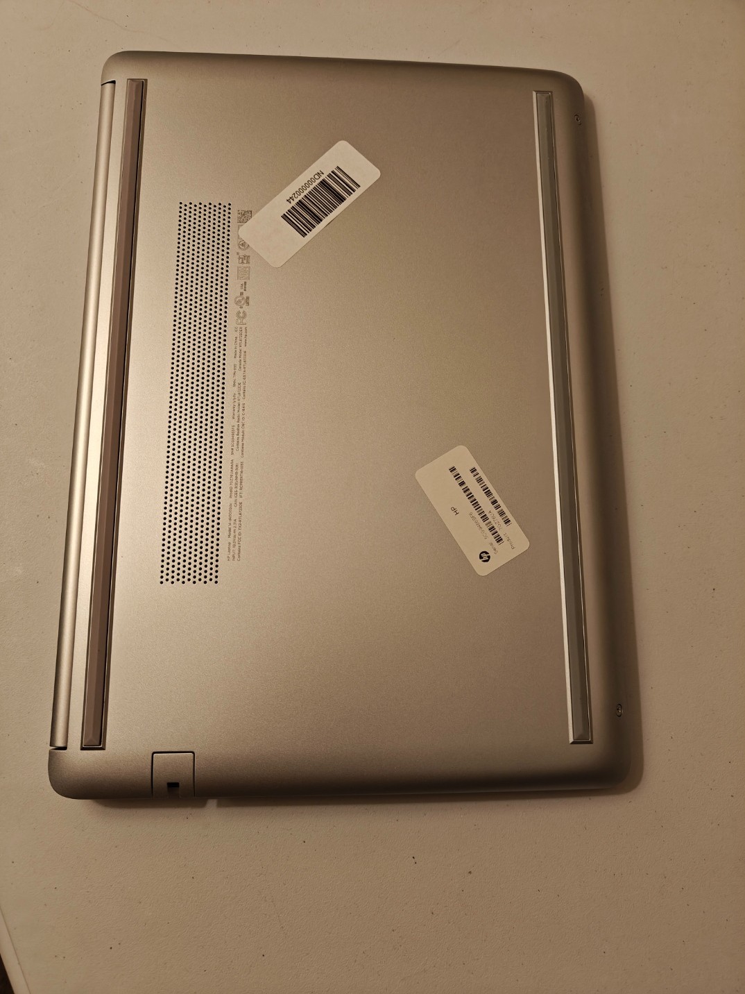 HP 14-dk0002dx laptop 128GB SSD 4GB RAM AMD A9 Processor win10 home