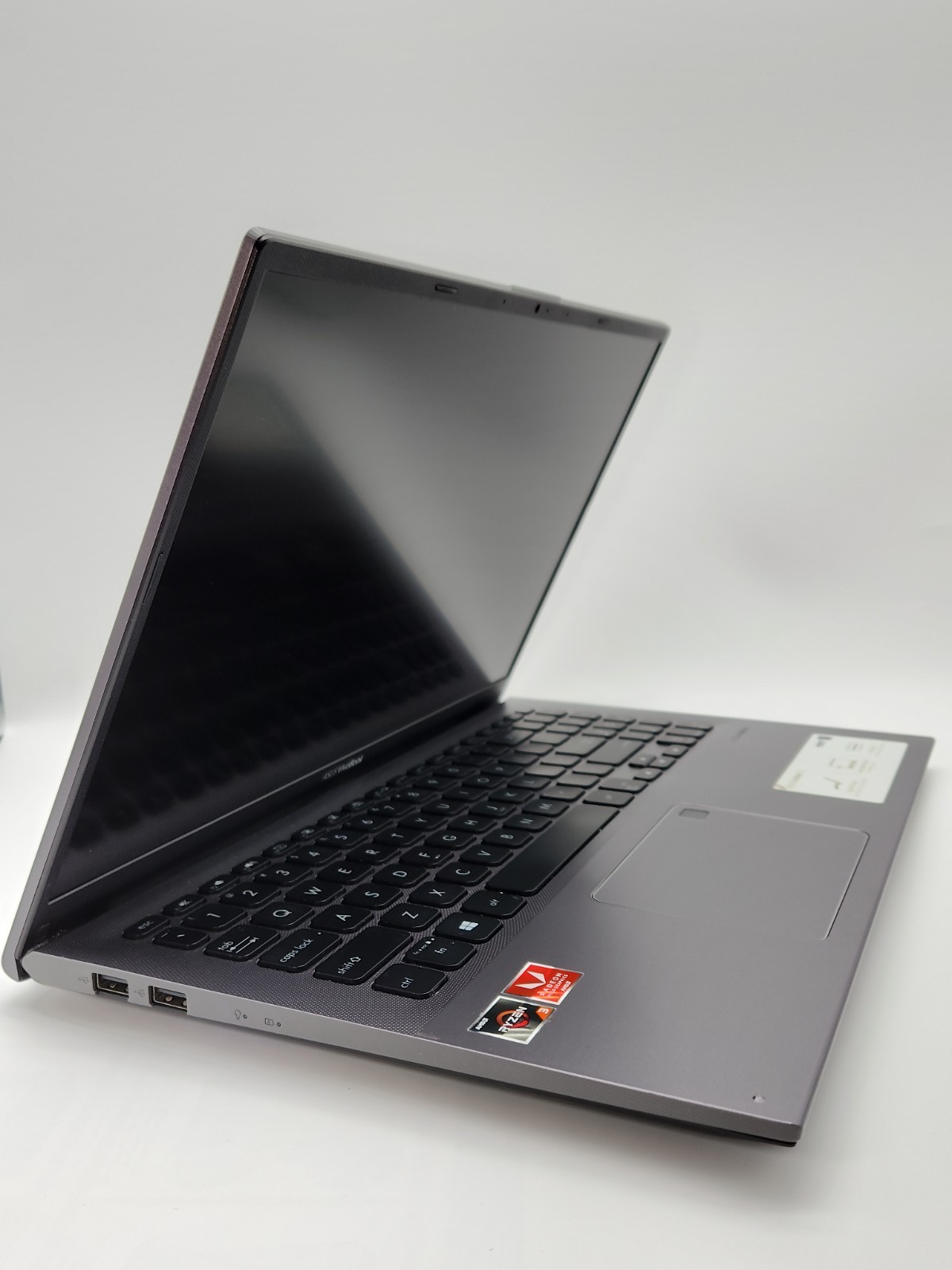 ASUS Vivobook 15 F512DA, AMD Ryzen 3 3200U, 12GB RAM, 512 SSD, Win 11 home